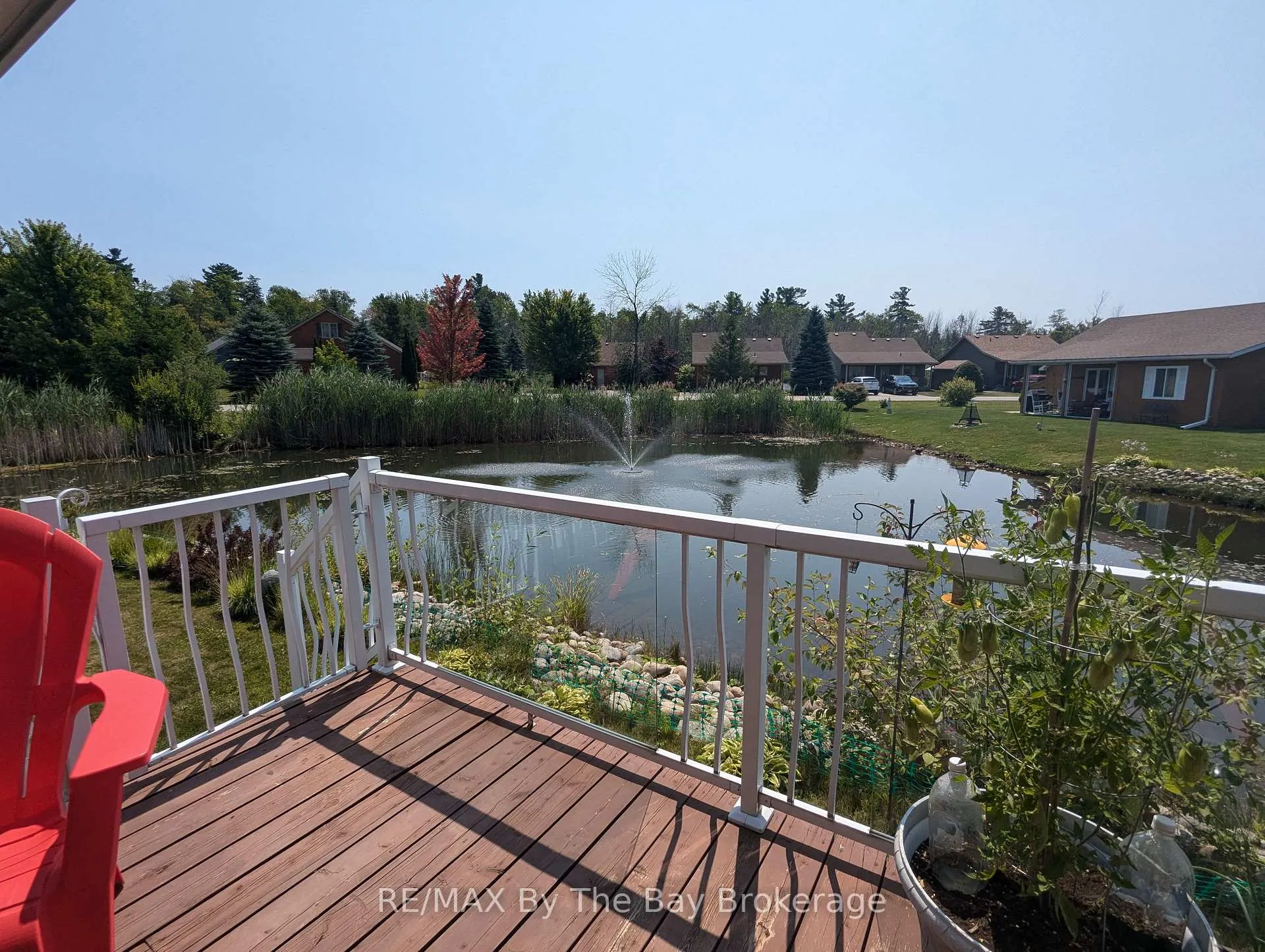 Photo 8 of 6 Huron Circle, Wasaga Beach — HOMEH