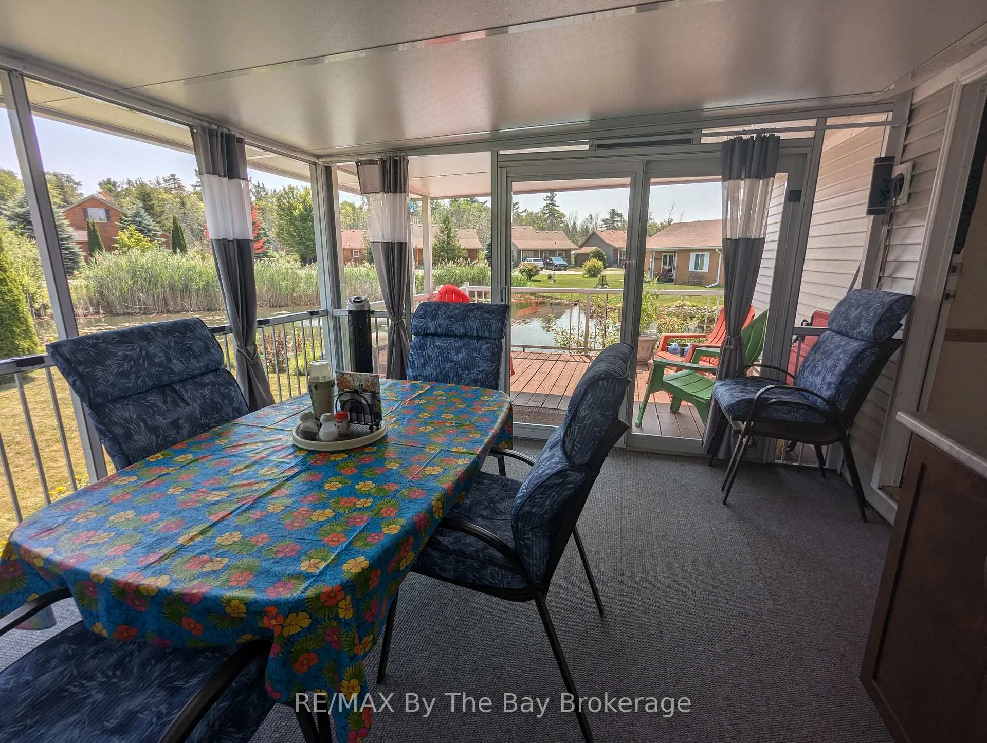 Photo 29 of 6 Huron Circle, Wasaga Beach — HOMEH