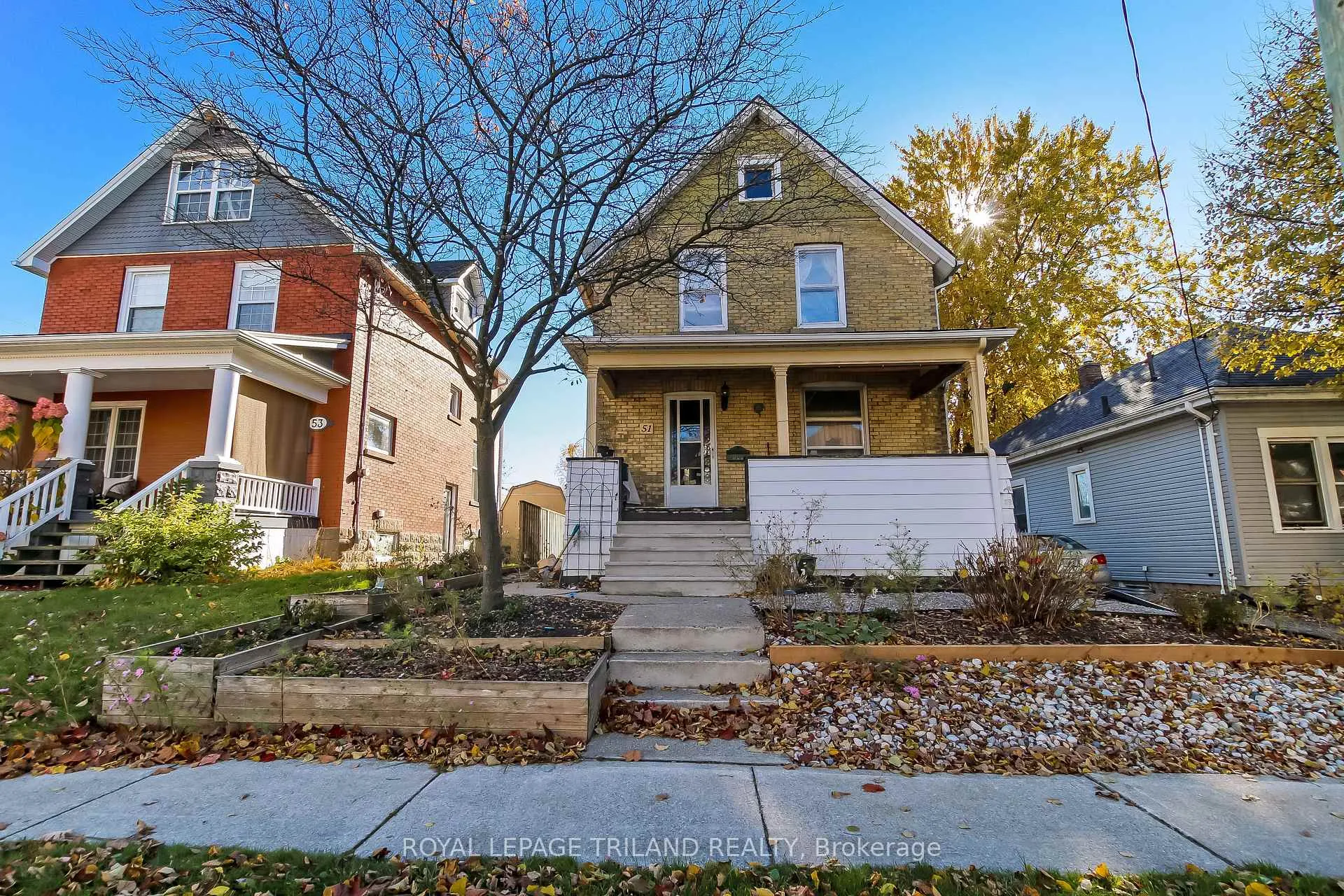 Photo 2 of 51 Maple Street, St. Thomas — HOMEH