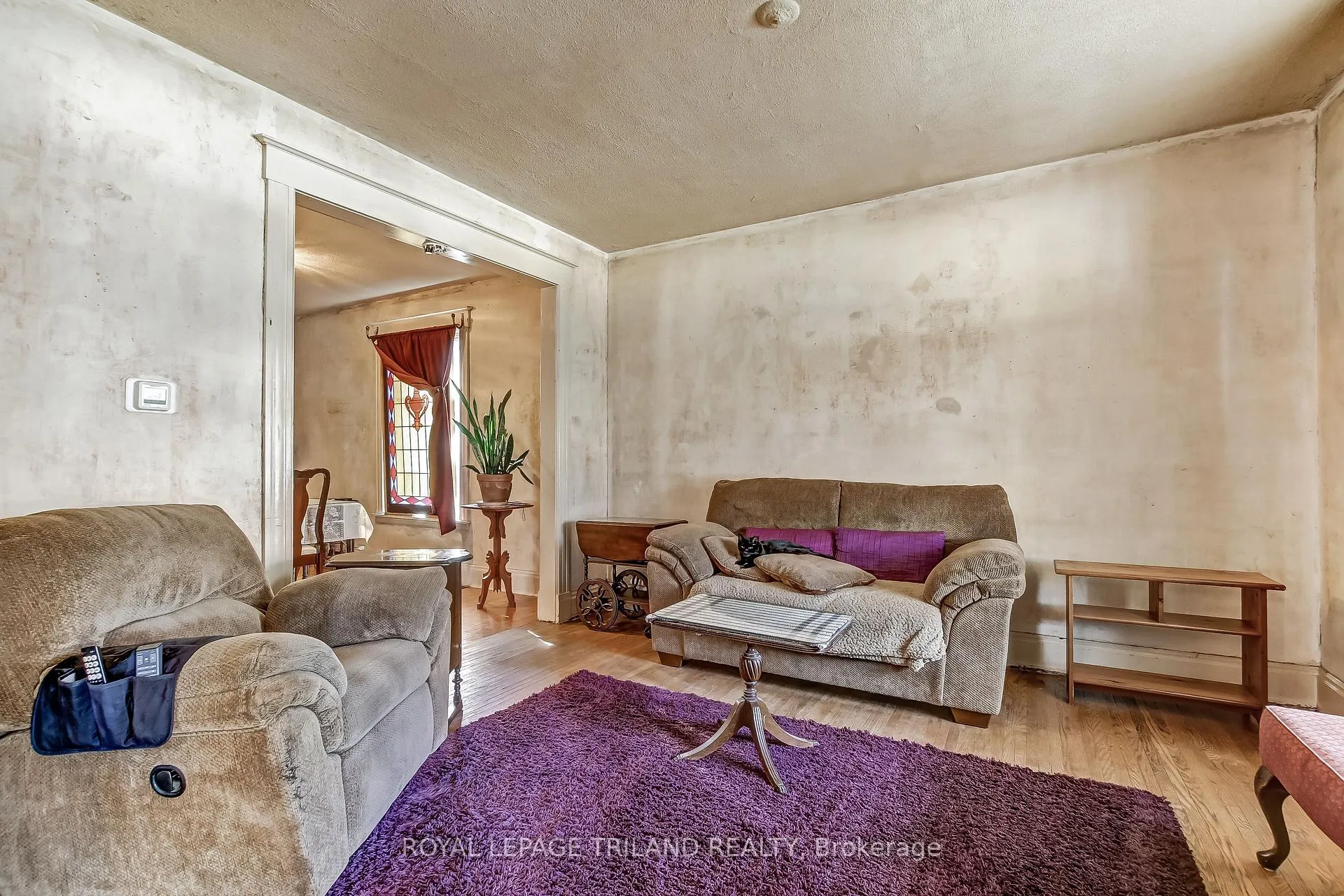 Photo 3 of 51 Maple Street, St. Thomas — HOMEH