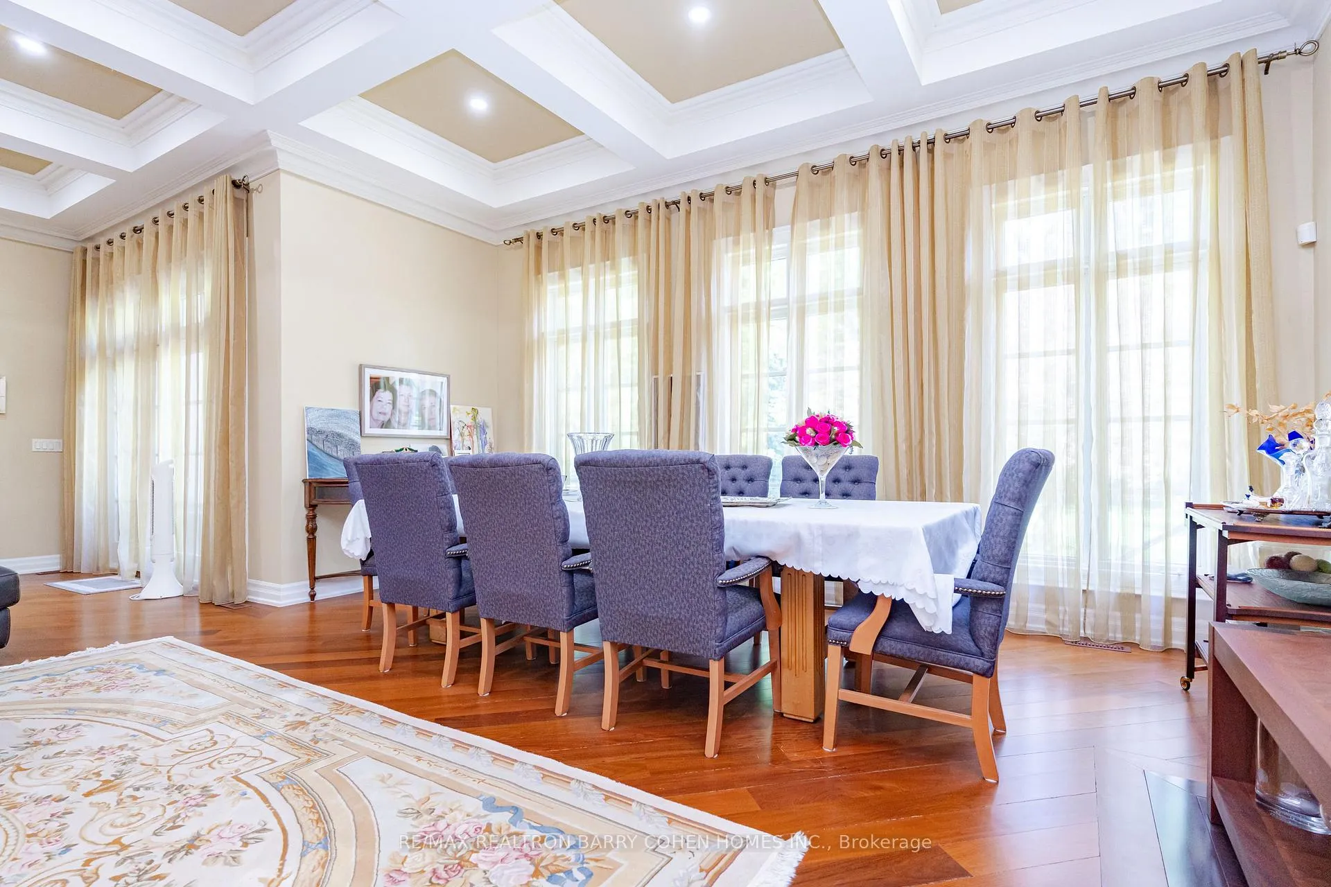 Photo 6 of 76 Thornridge Drive, Vaughan, Crestwood-Springfarm-Yorkhill — HOMEH