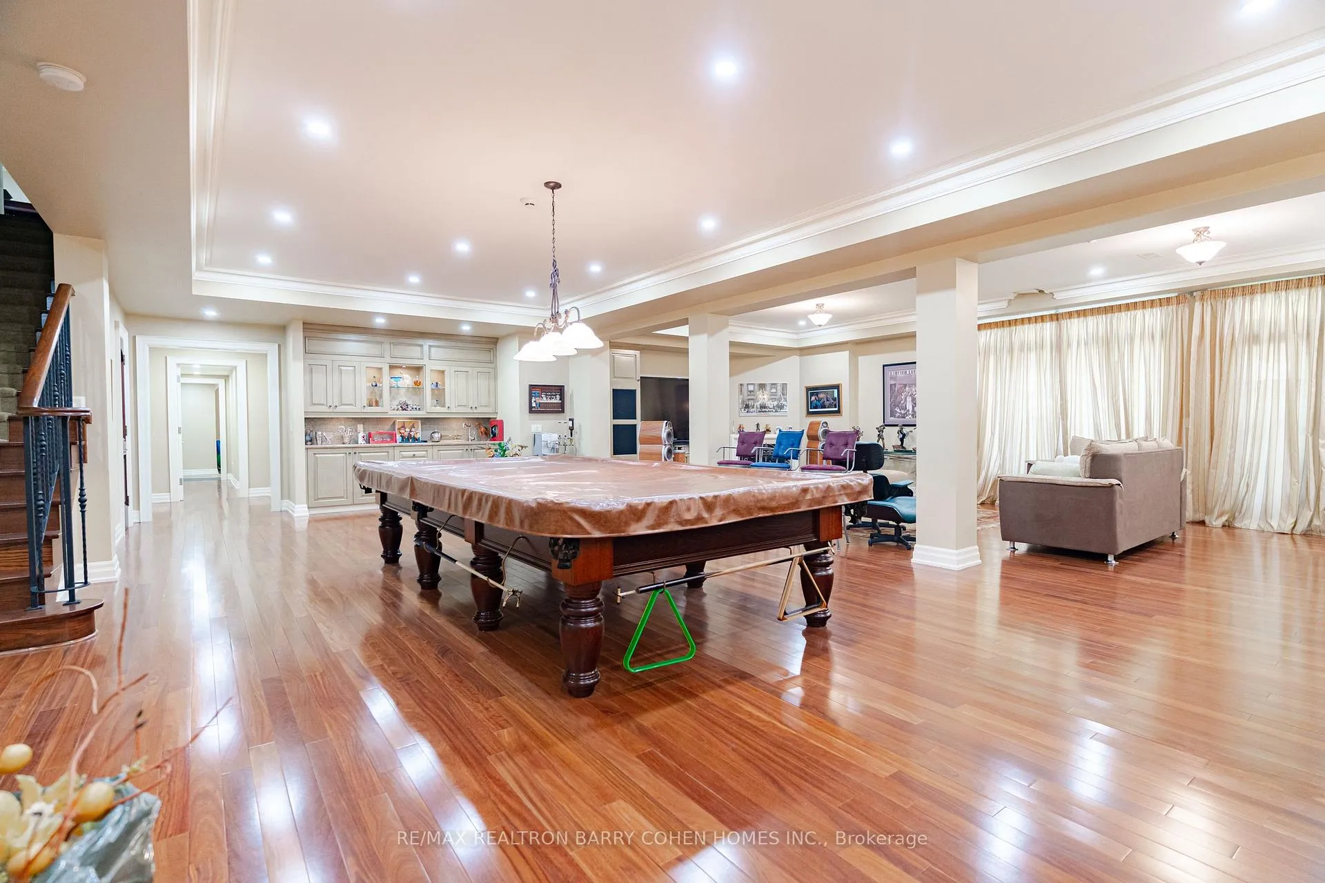 Photo 17 of 76 Thornridge Drive, Vaughan, Crestwood-Springfarm-Yorkhill — HOMEH