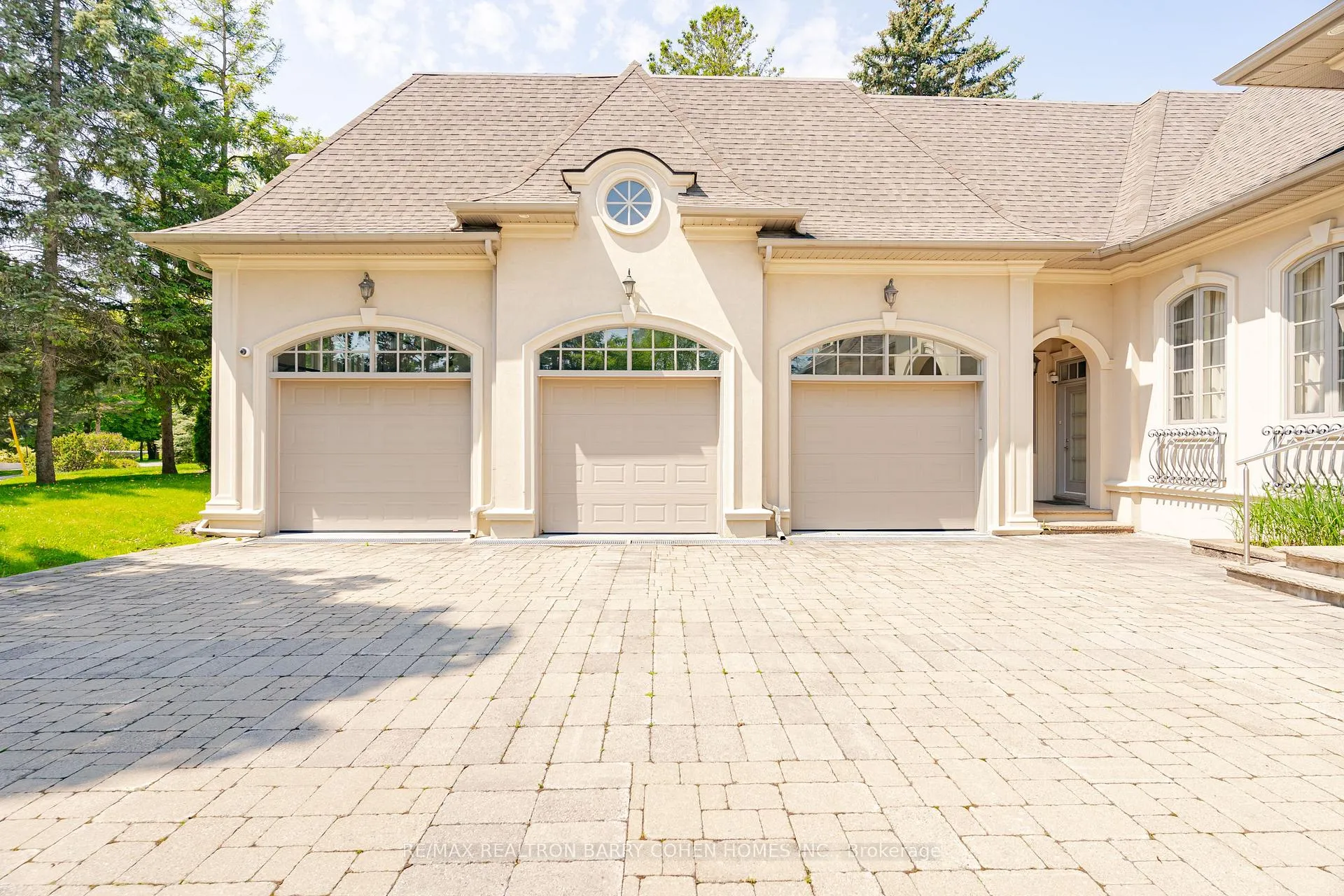 Photo 27 of 76 Thornridge Drive, Vaughan, Crestwood-Springfarm-Yorkhill — HOMEH