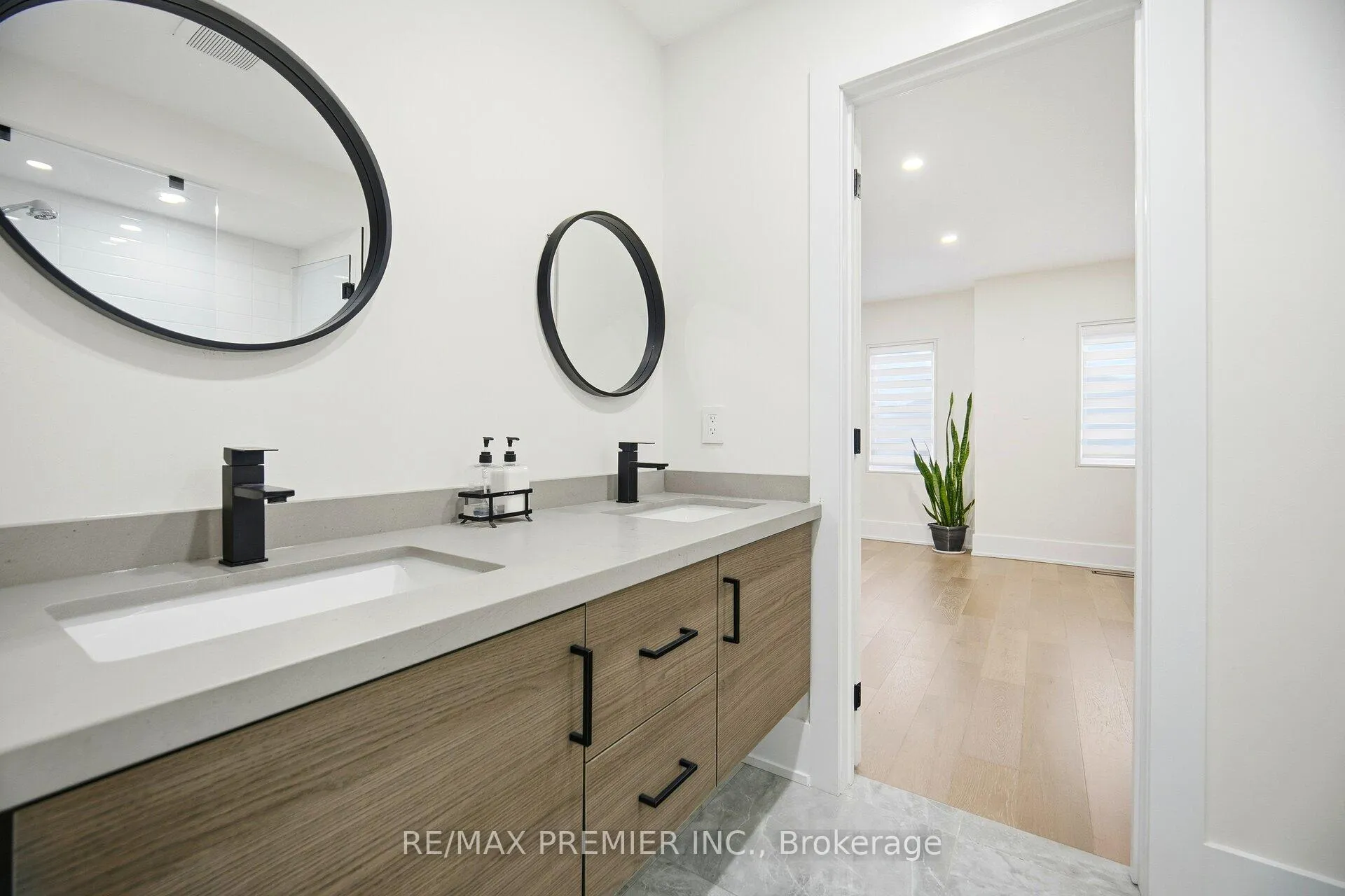 Photo 23 of 80 Sgotto Boulevard, Vaughan, Sonoma Heights — HOMEH