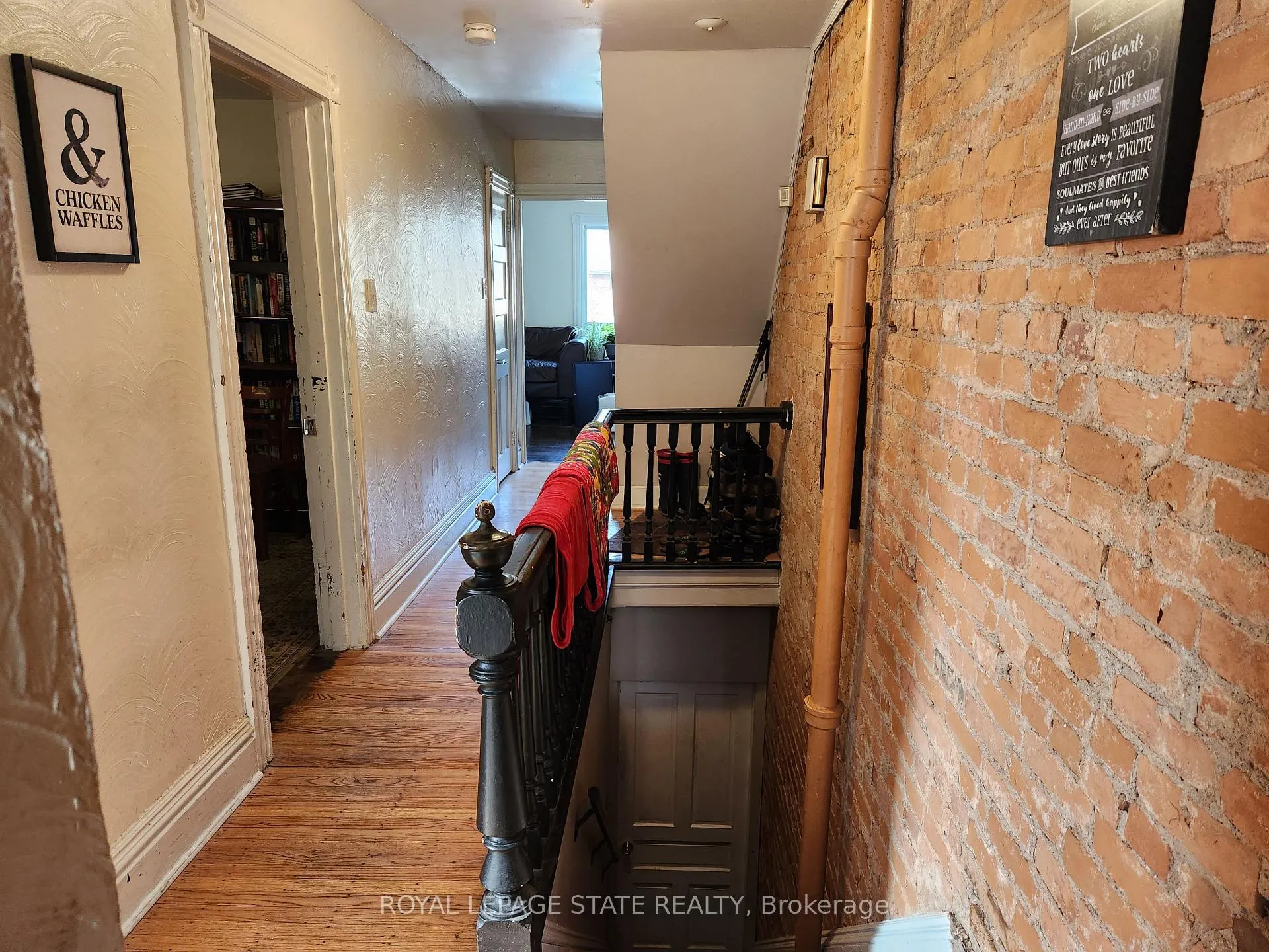 Photo 13 of 25 Gladstone Avenue, Hamilton, St. Clair — HOMEH