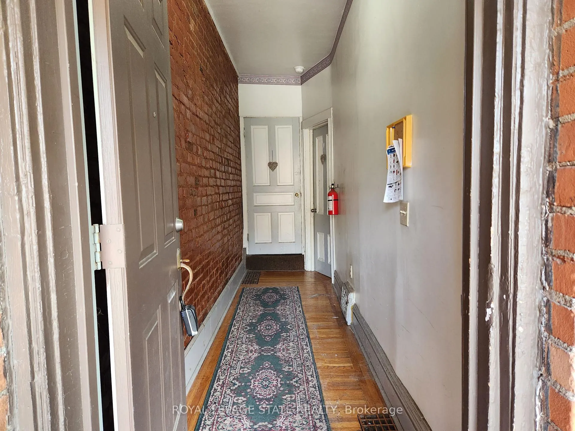 Photo 21 of 25 Gladstone Avenue, Hamilton, St. Clair — HOMEH
