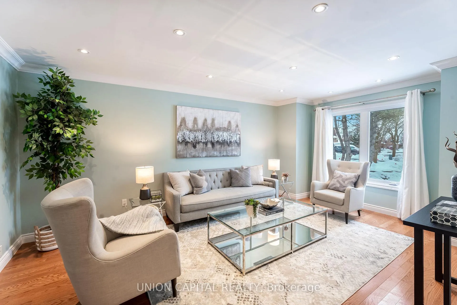 Photo 3 of 21 Bauer Crescent, Markham, Unionville — HOMEH