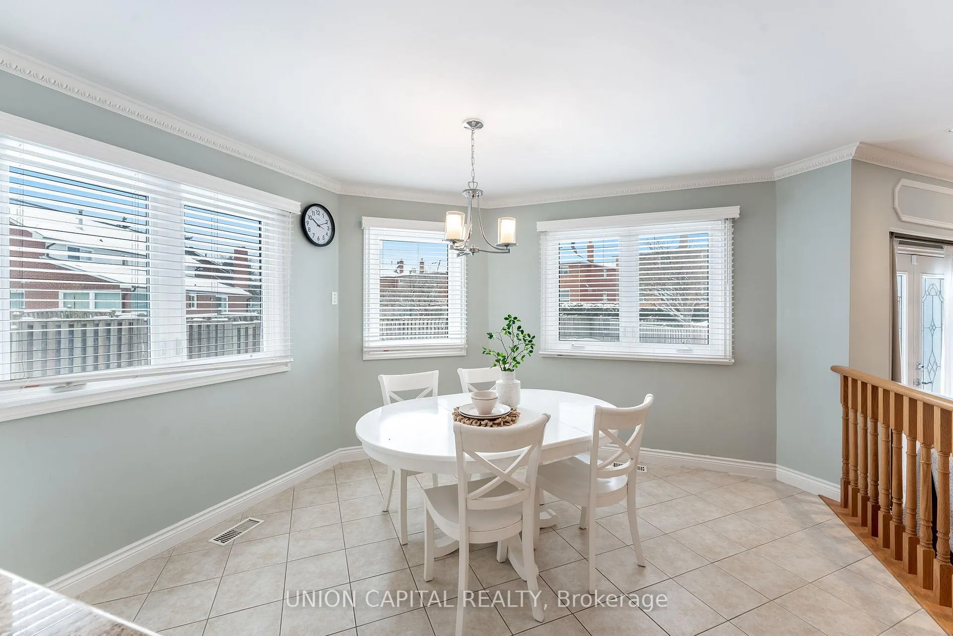 Photo 9 of 21 Bauer Crescent, Markham, Unionville — HOMEH