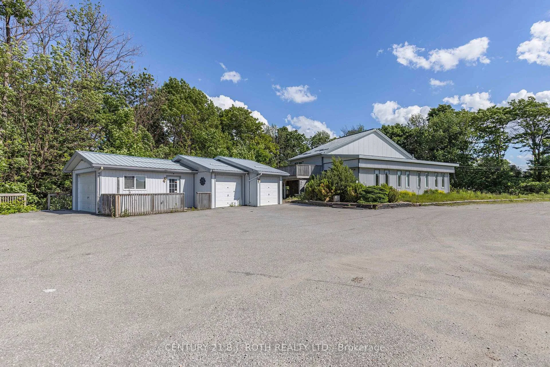 Photo 2 of 4201 Huronia Road, Severn, Rural Severn — HOMEH