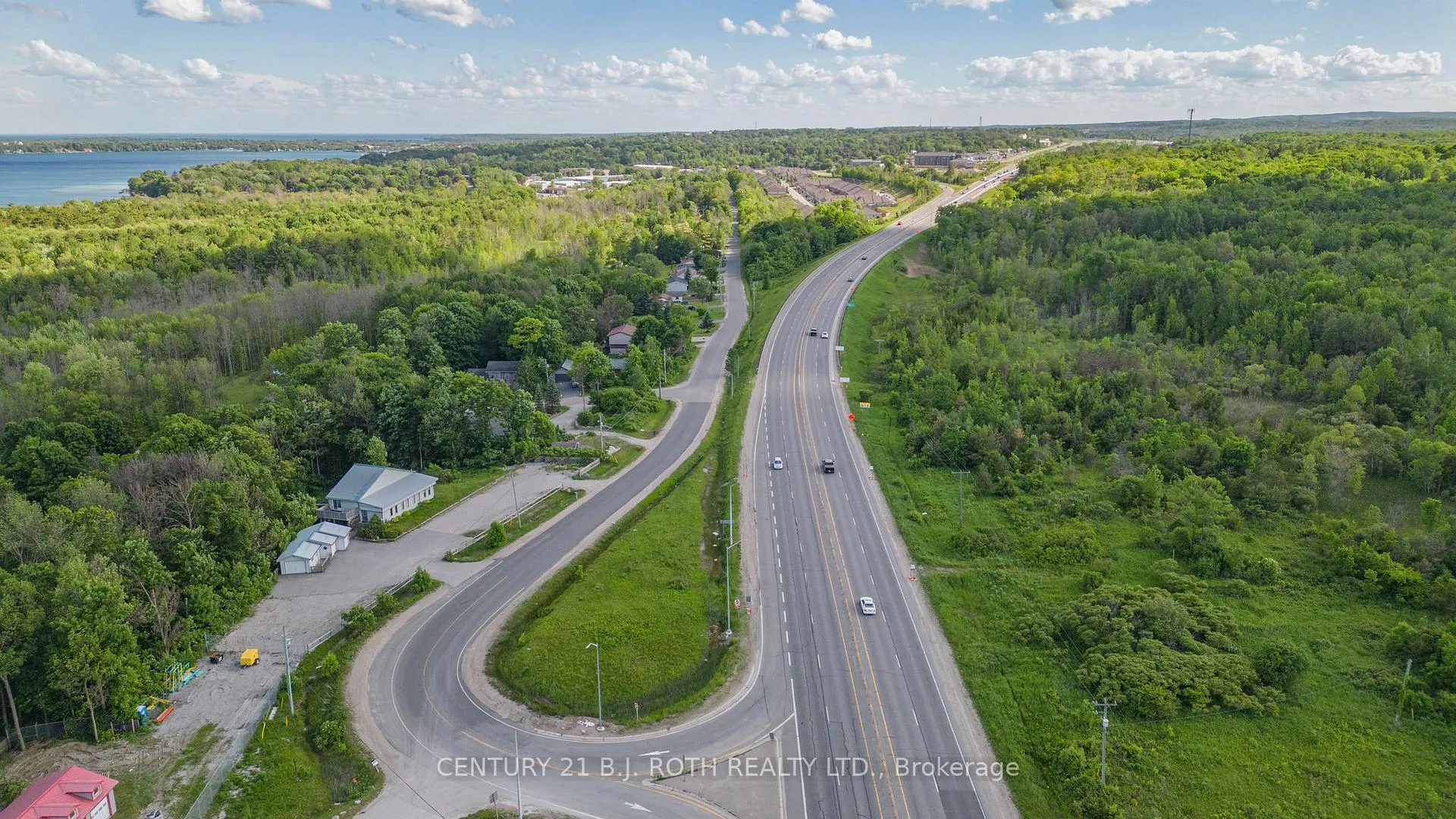 Photo 7 of 4201 Huronia Road, Severn, Rural Severn — HOMEH