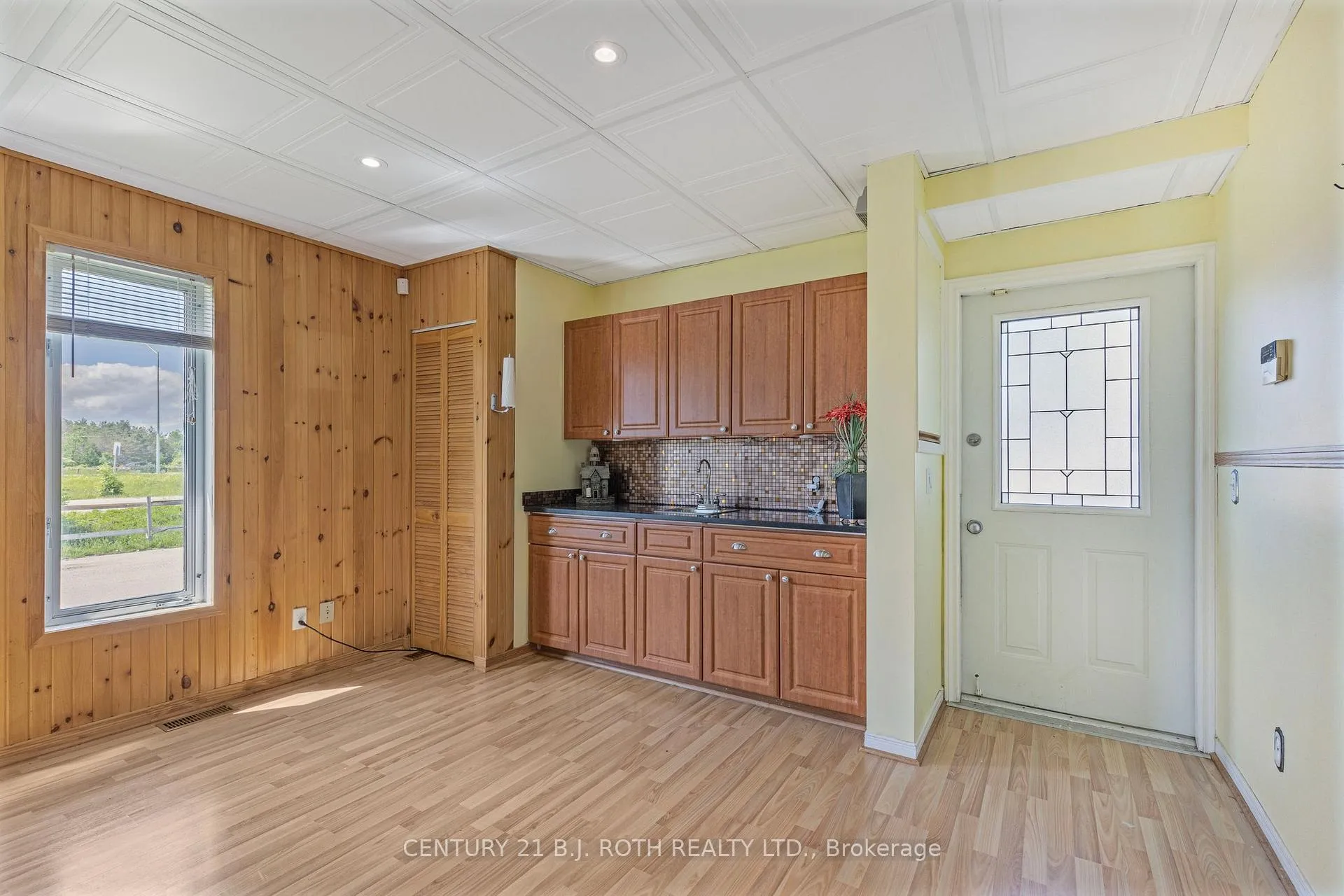 Photo 12 of 4201 Huronia Road, Severn, Rural Severn — HOMEH