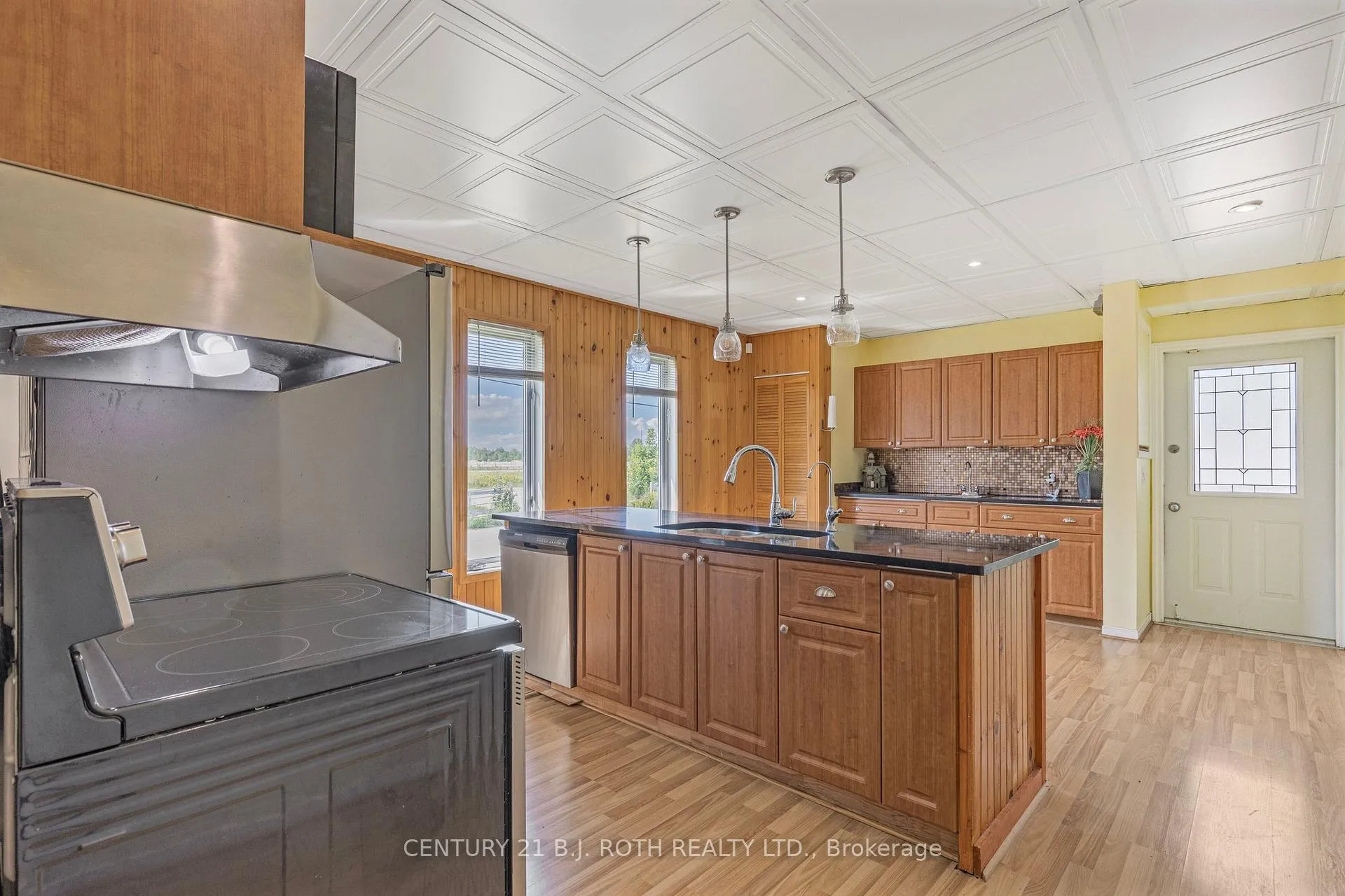 Photo 13 of 4201 Huronia Road, Severn, Rural Severn — HOMEH