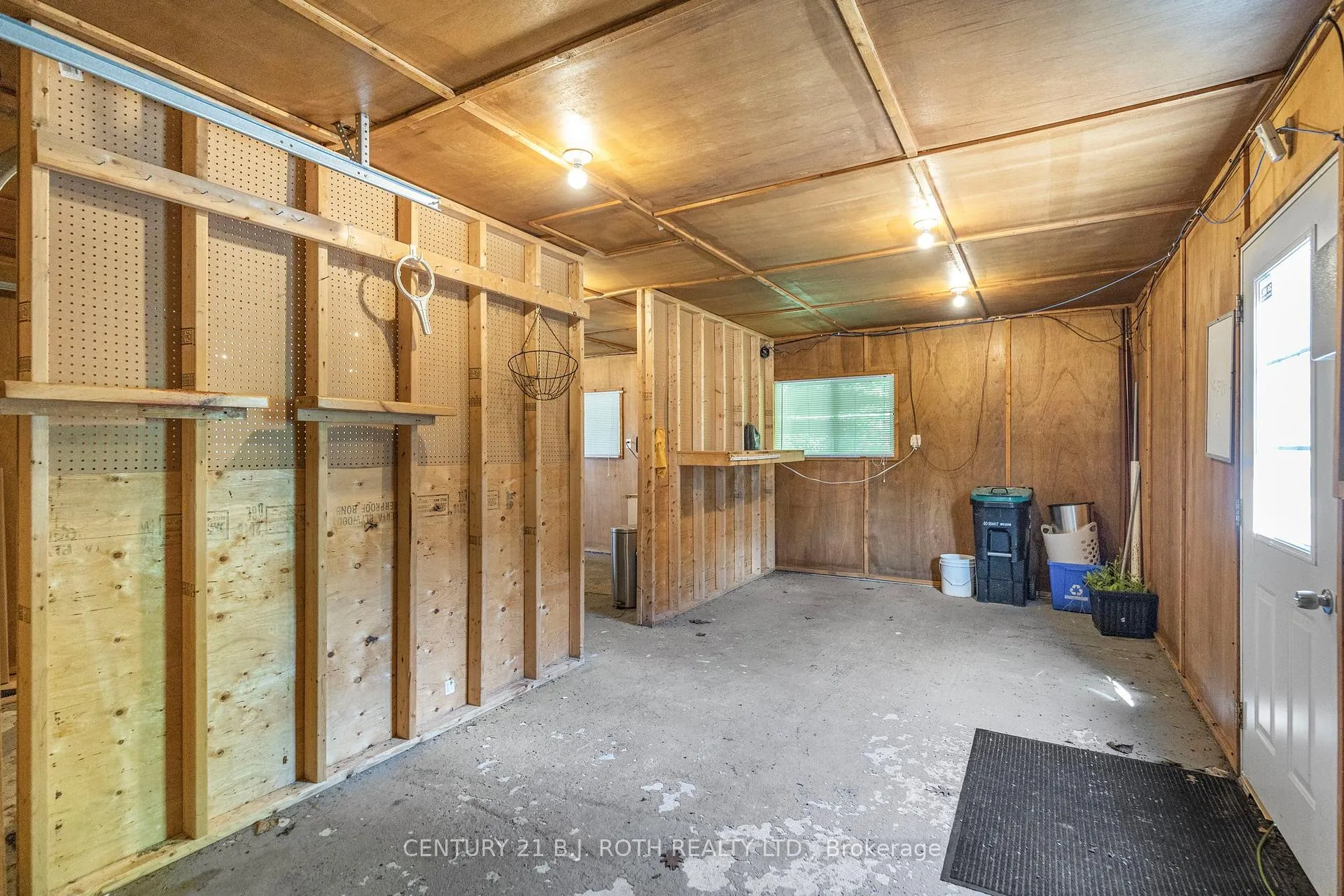 Photo 37 of 4201 Huronia Road, Severn, Rural Severn — HOMEH