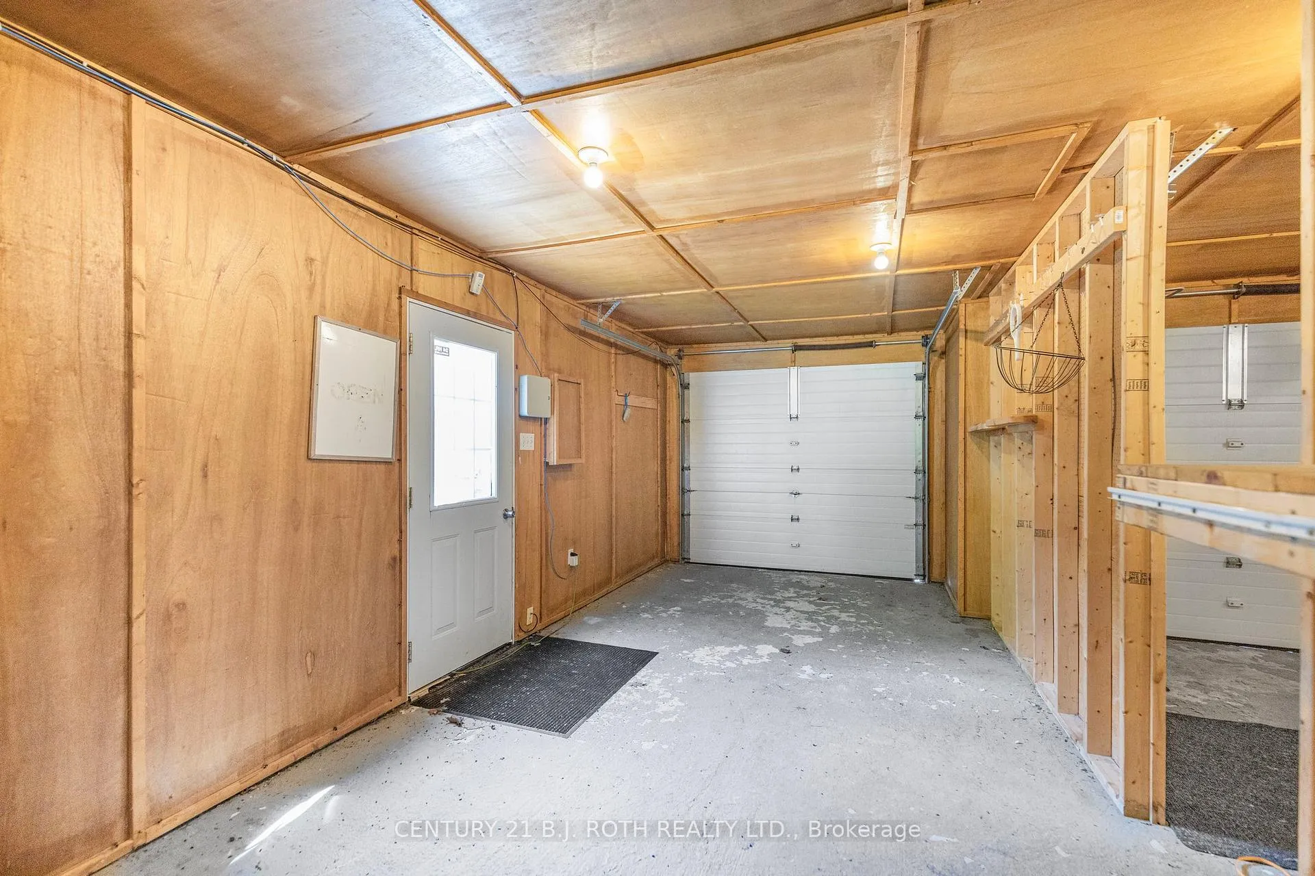 Photo 38 of 4201 Huronia Road, Severn, Rural Severn — HOMEH