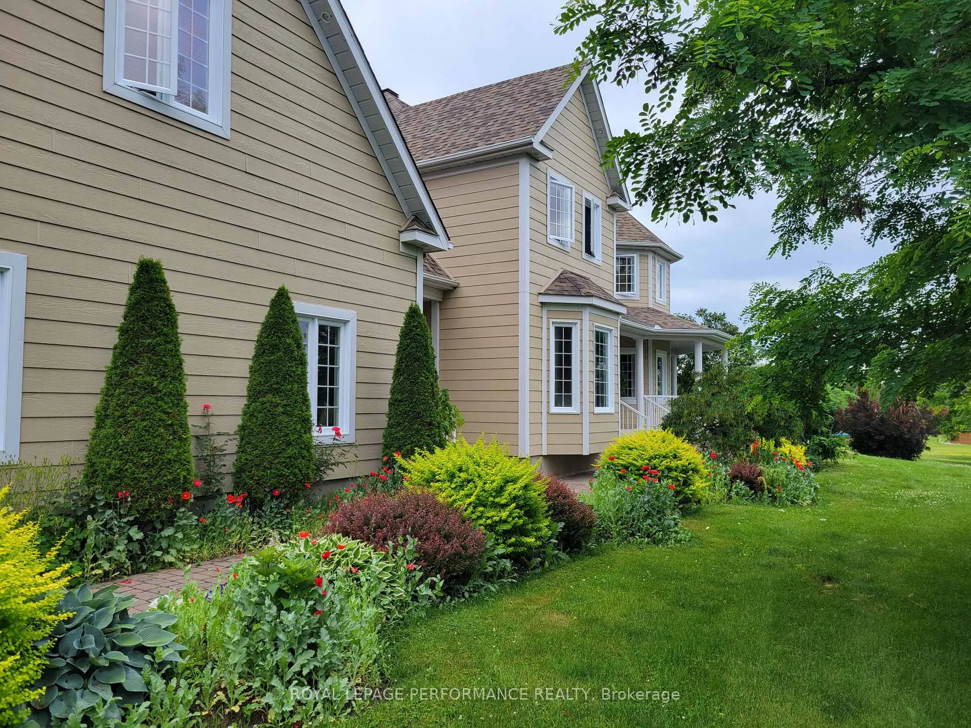 Photo 38 of 39 Bonin Street, Champlain, Champlain Twp — HOMEH