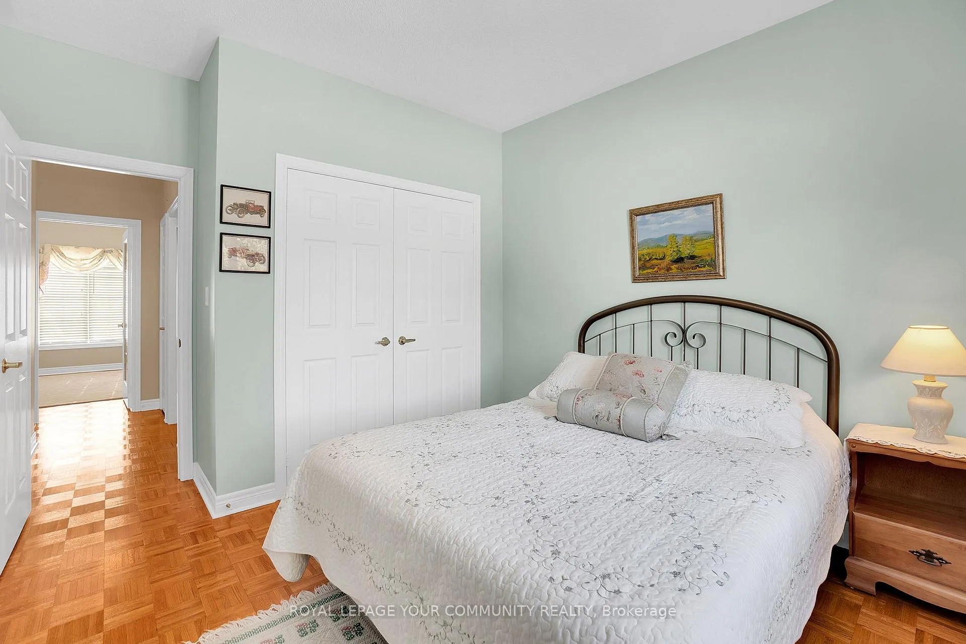 Photo 17 of 176 Laurentian Boulevard, Vaughan, Rural Vaughan — HOMEH