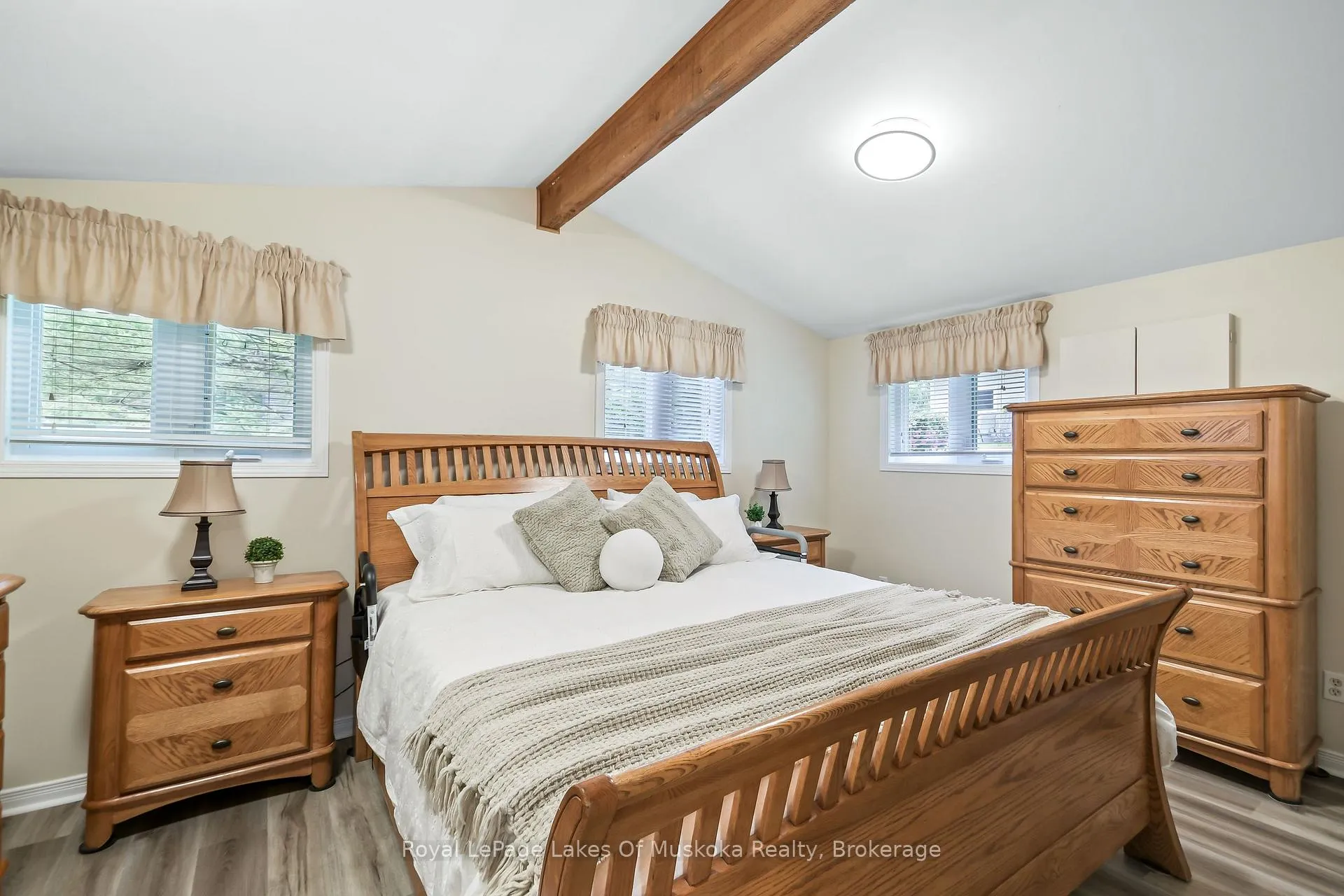 Photo 22 of 1019 Lakeshore Drive N, Bracebridge, Oakley — HOMEH