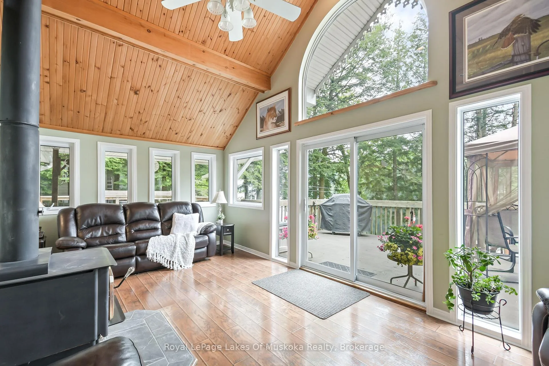 Photo 26 of 1019 Lakeshore Drive N, Bracebridge, Oakley — HOMEH