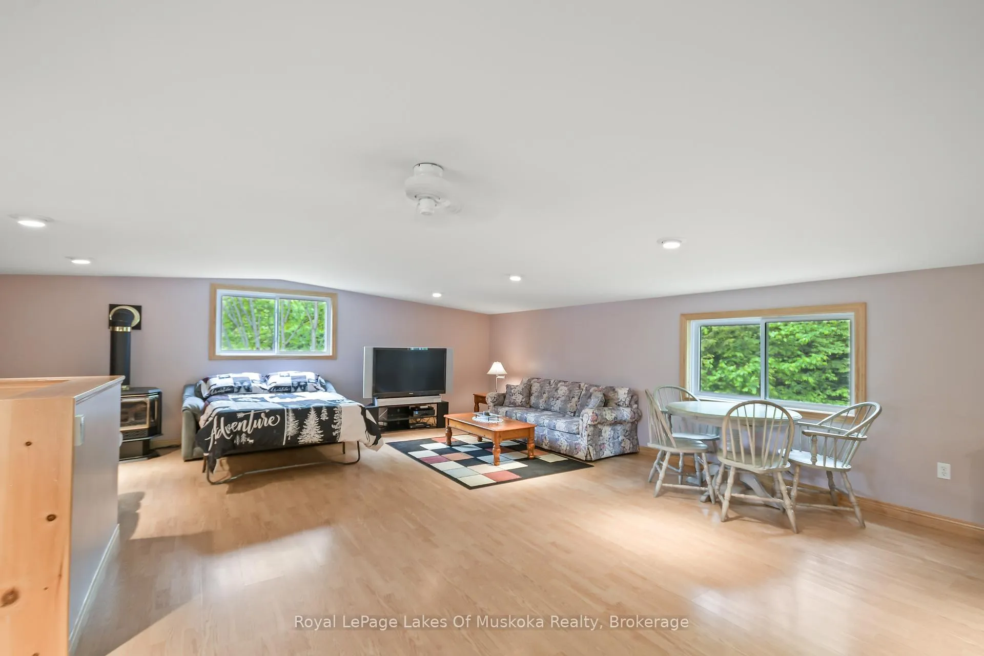 Photo 27 of 1019 Lakeshore Drive N, Bracebridge, Oakley — HOMEH