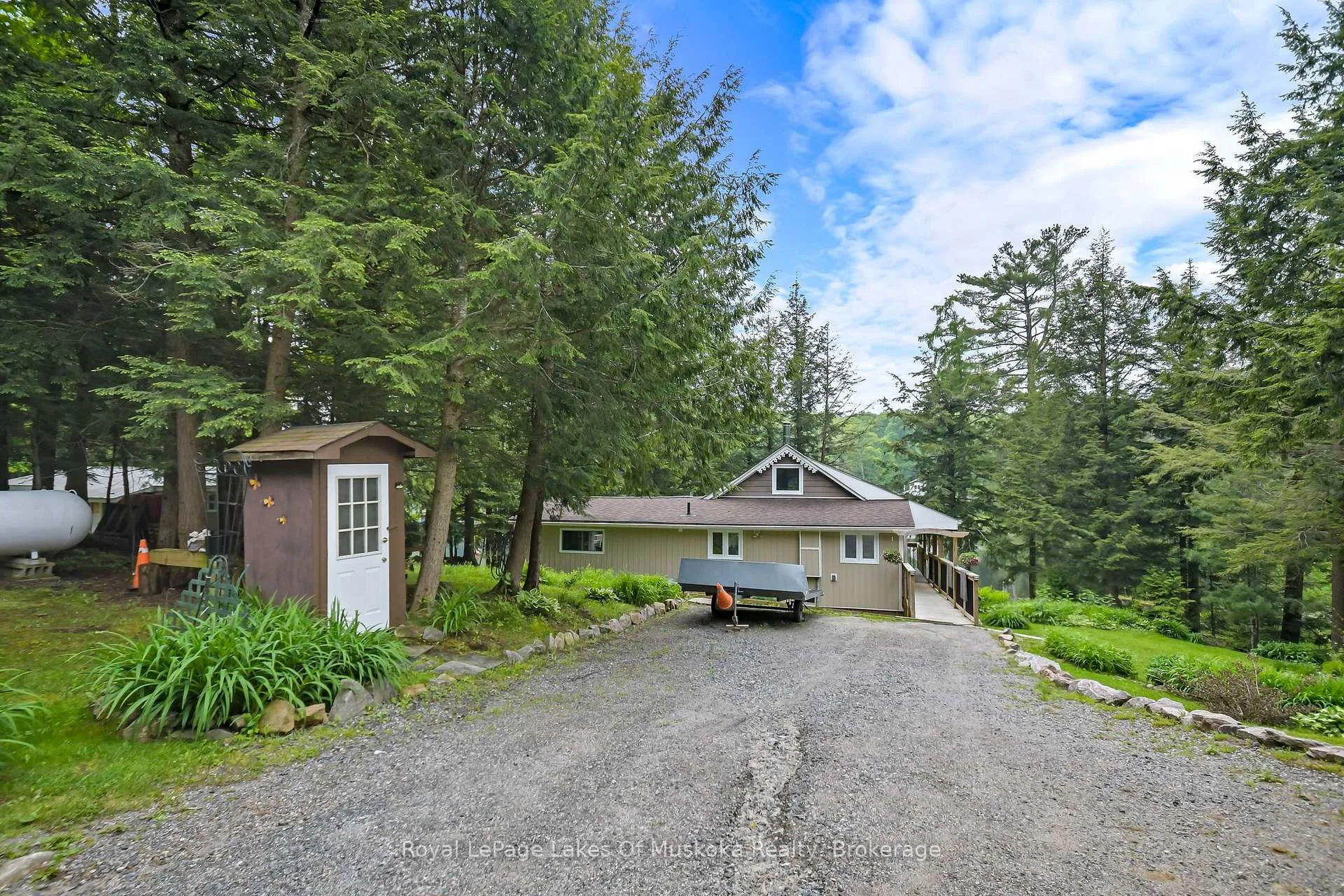 Photo 33 of 1019 Lakeshore Drive N, Bracebridge, Oakley — HOMEH