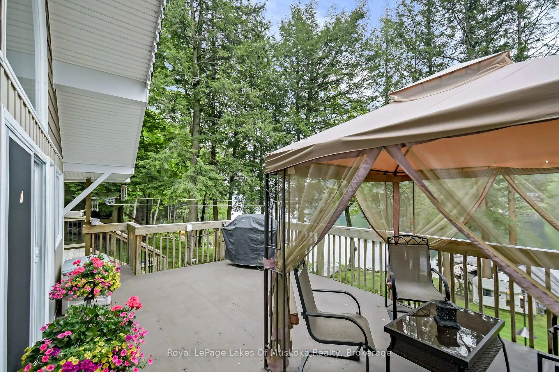 Photo 43 of 1019 Lakeshore Drive N, Bracebridge, Oakley — HOMEH