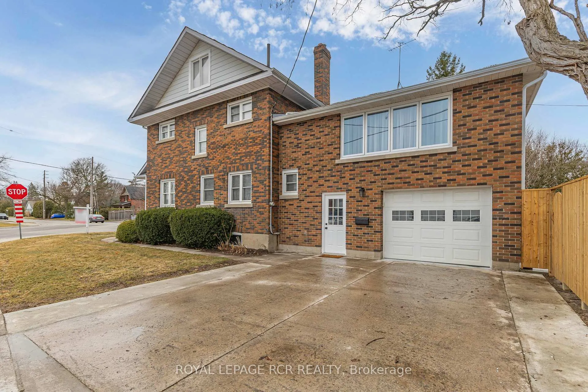 Photo 3 of 100 Harrison Avenue, Aurora, Aurora Village — HOMEH