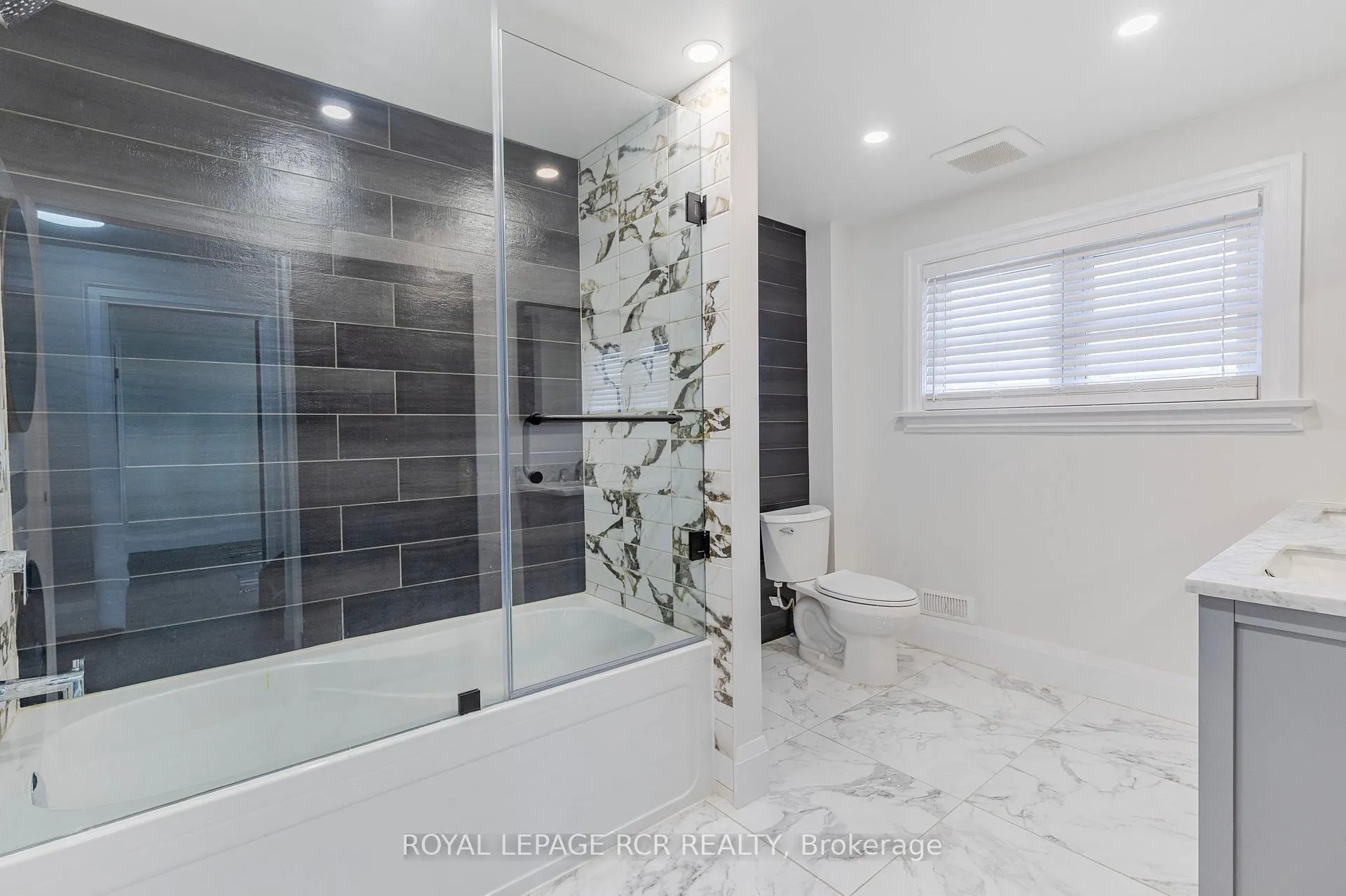Photo 20 of 100 Harrison Avenue, Aurora, Aurora Village — HOMEH