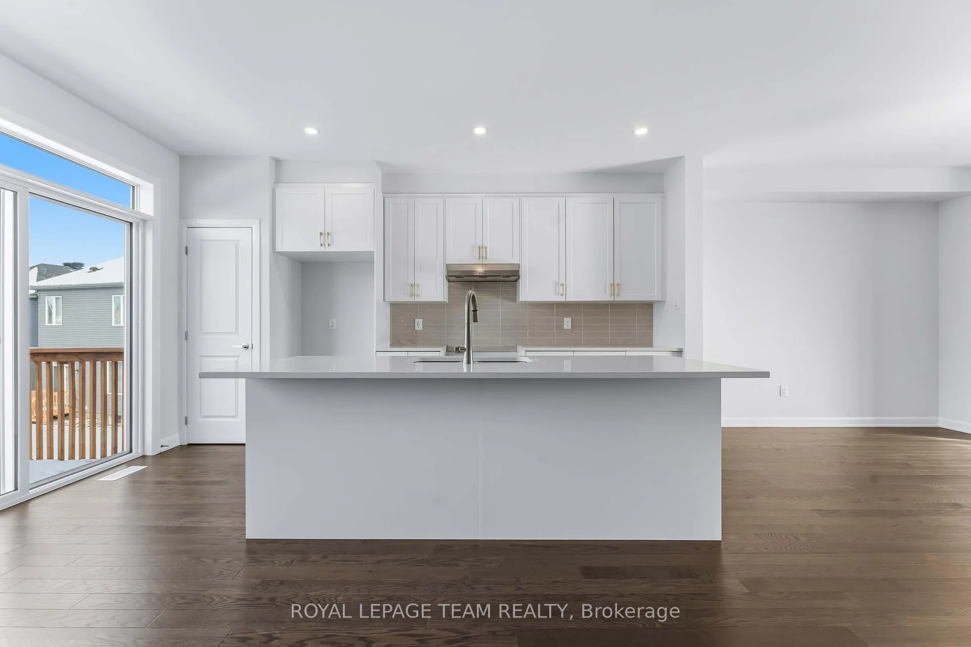Photo 6 of 720 Jennie Trout Terrace, Ottawa, Kanata - Morgan's Grant/South March — HOMEH