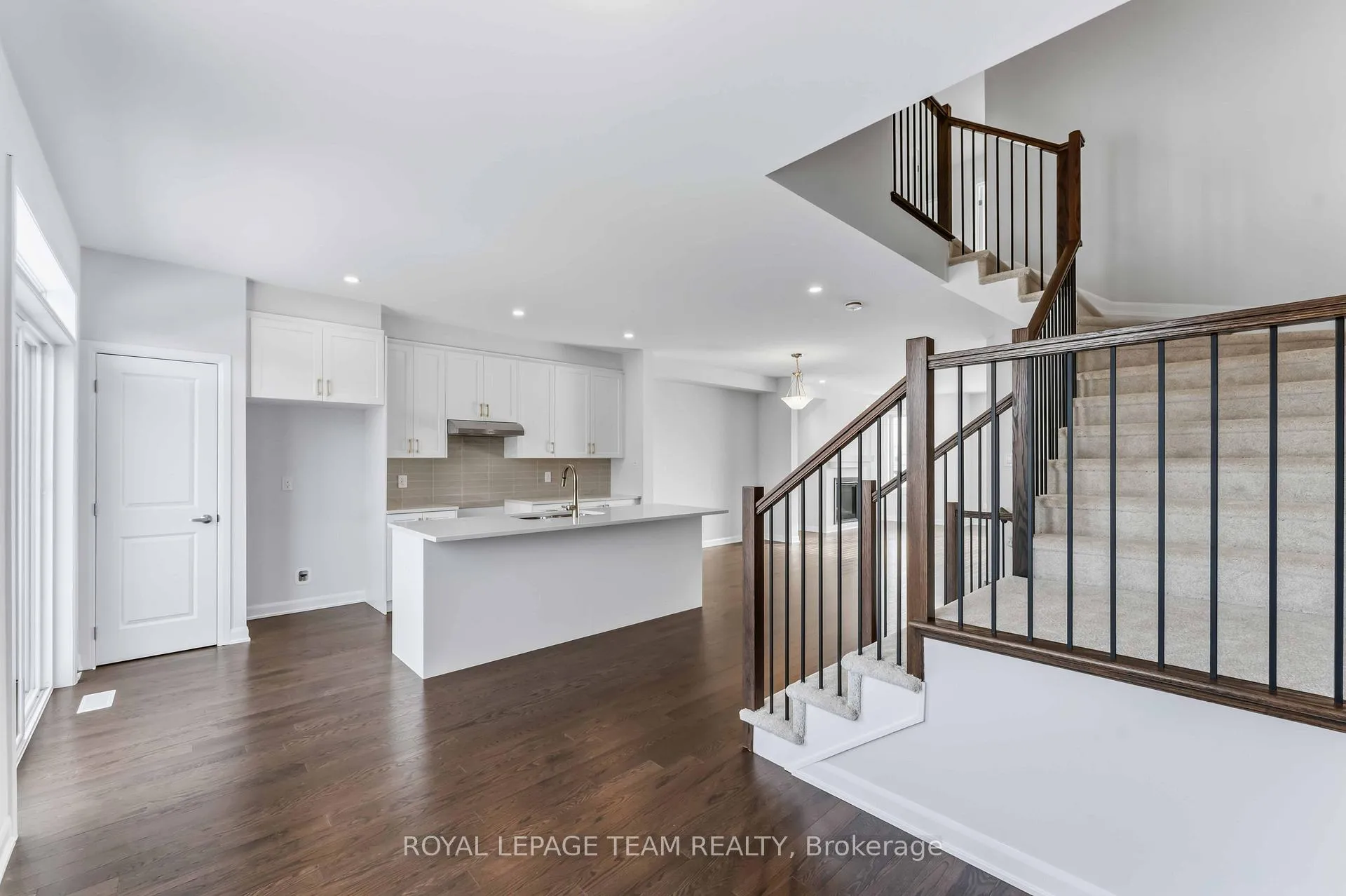 Photo 7 of 720 Jennie Trout Terrace, Ottawa, Kanata - Morgan's Grant/South March — HOMEH