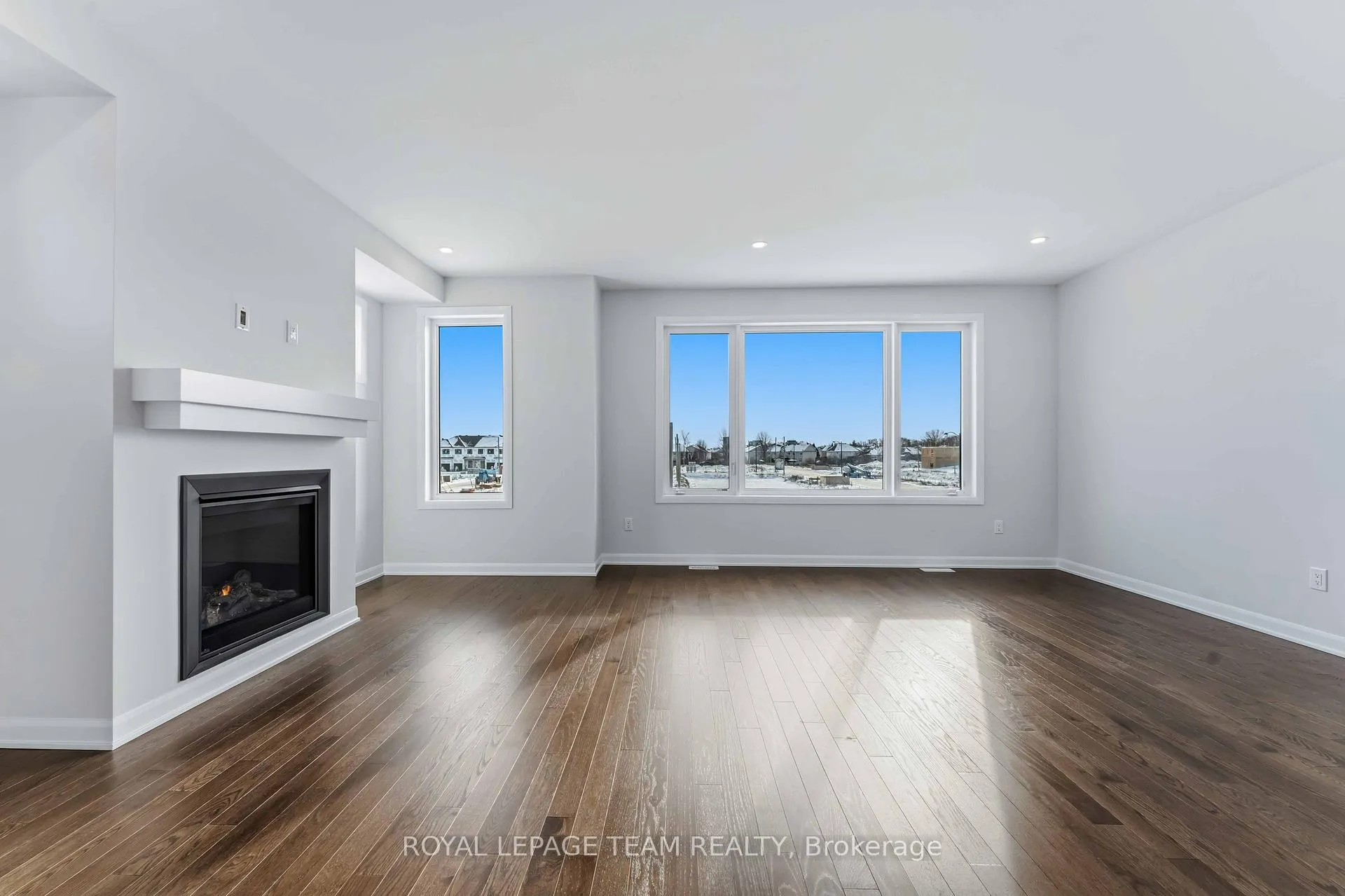 Photo 12 of 720 Jennie Trout Terrace, Ottawa, Kanata - Morgan's Grant/South March — HOMEH
