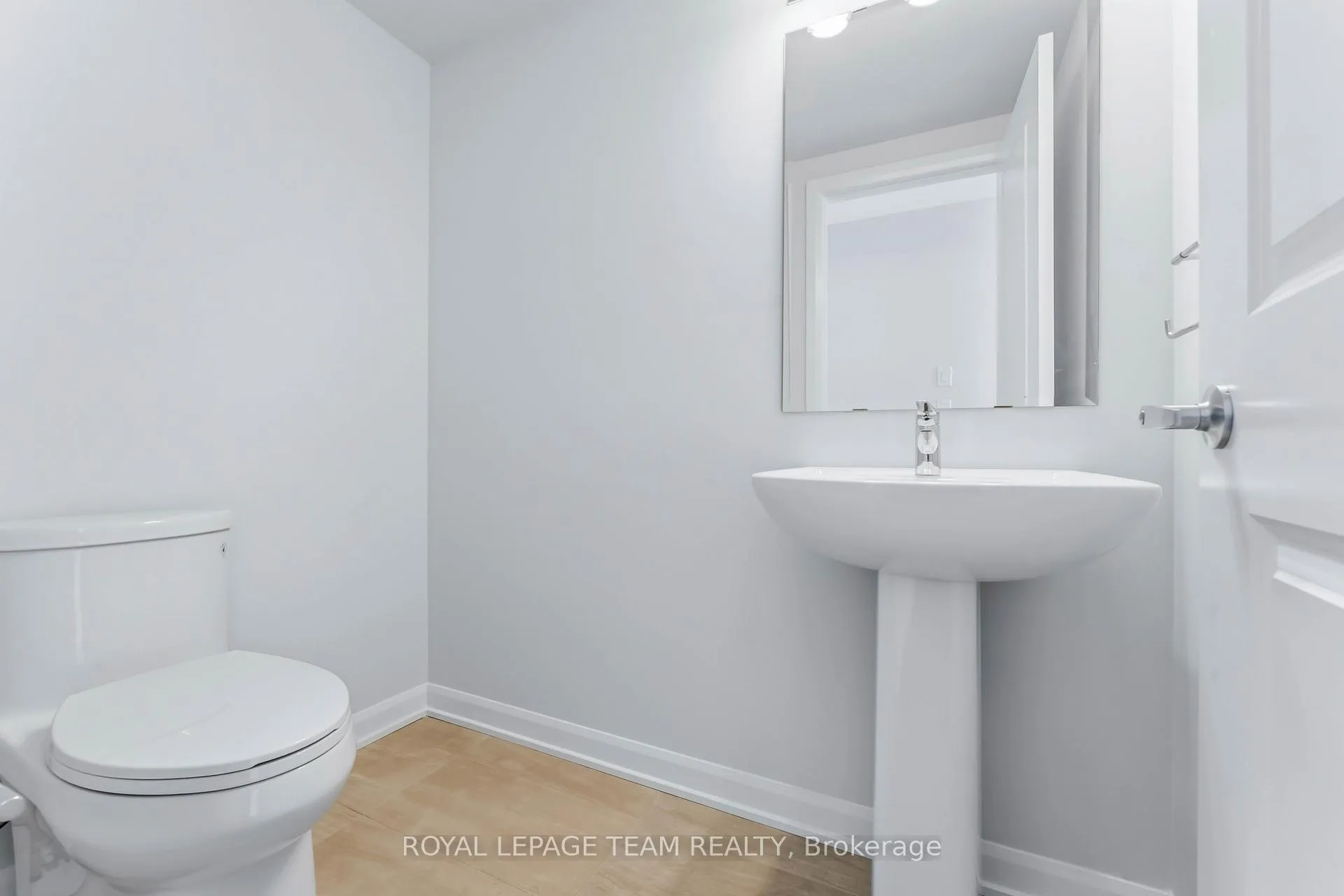 Photo 14 of 720 Jennie Trout Terrace, Ottawa, Kanata - Morgan's Grant/South March — HOMEH