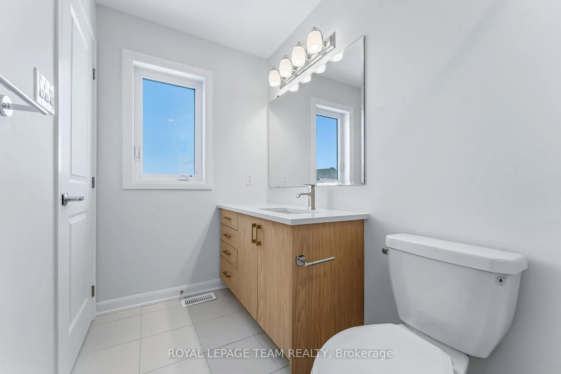 Photo 22 of 720 Jennie Trout Terrace, Ottawa, Kanata - Morgan's Grant/South March — HOMEH
