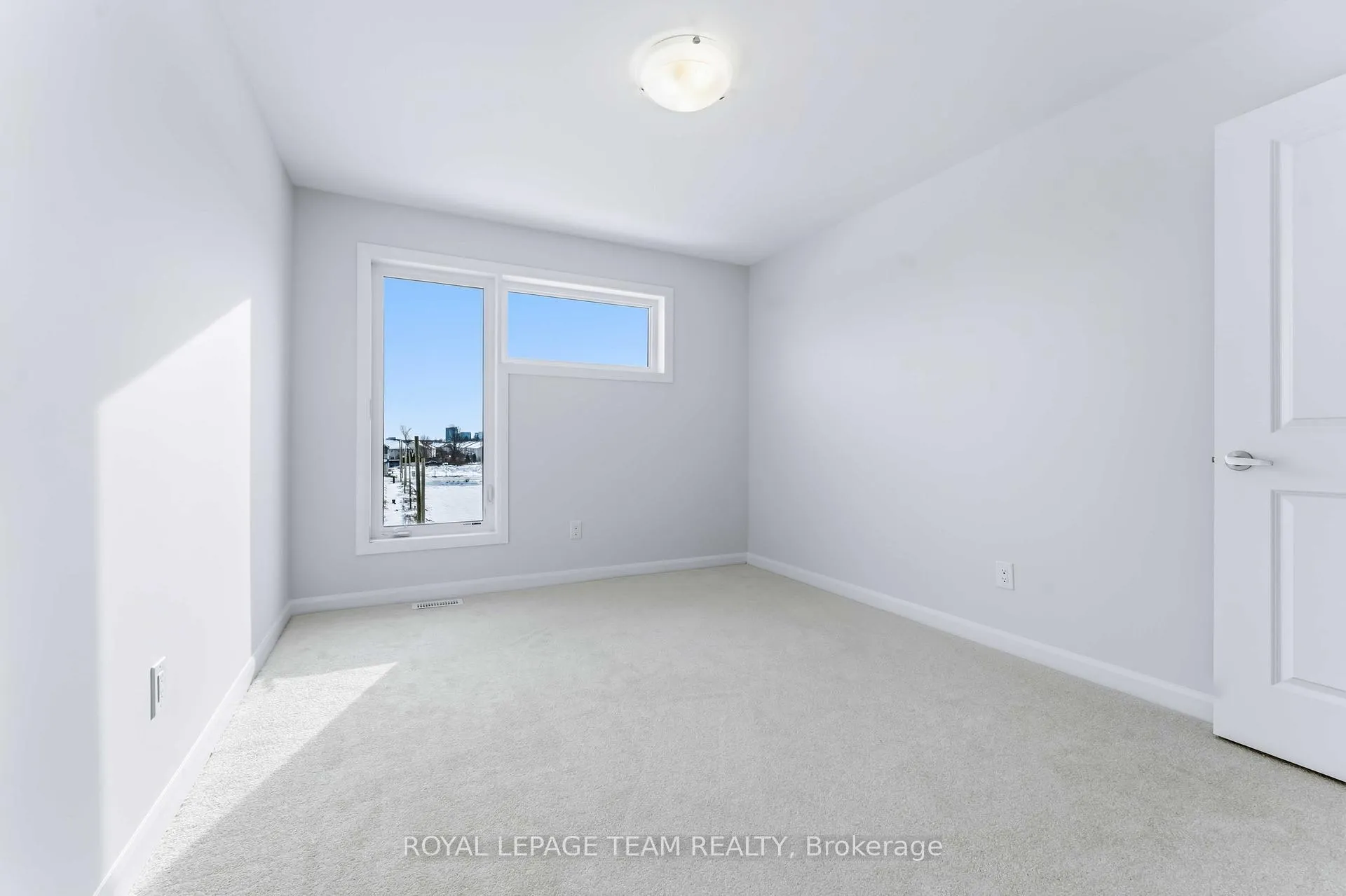 Photo 28 of 720 Jennie Trout Terrace, Ottawa, Kanata - Morgan's Grant/South March — HOMEH