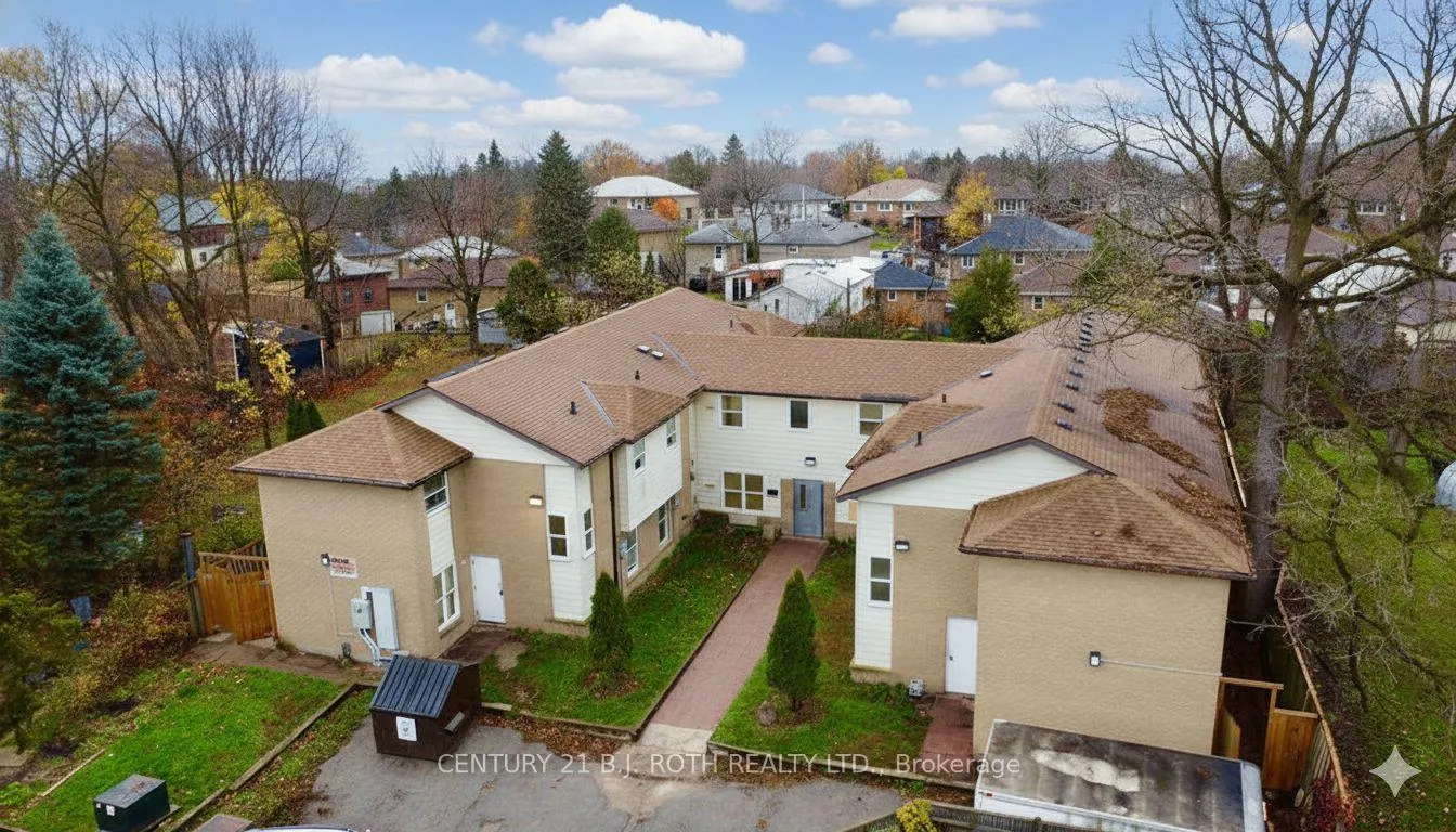 Photo 28 of 24 North Street N, Barrie, Wellington — HOMEH
