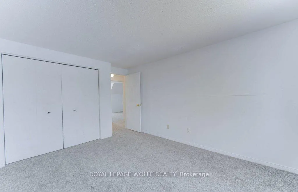 Photo 23 of 502 Misty Crescent, Kitchener — HOMEH