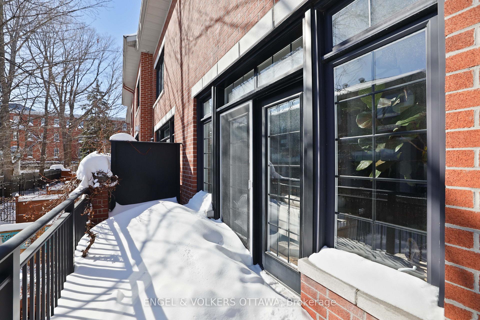 Photo 14 of 116 Springhurst Avenue, Ottawa, Ottawa East — HOMEH
