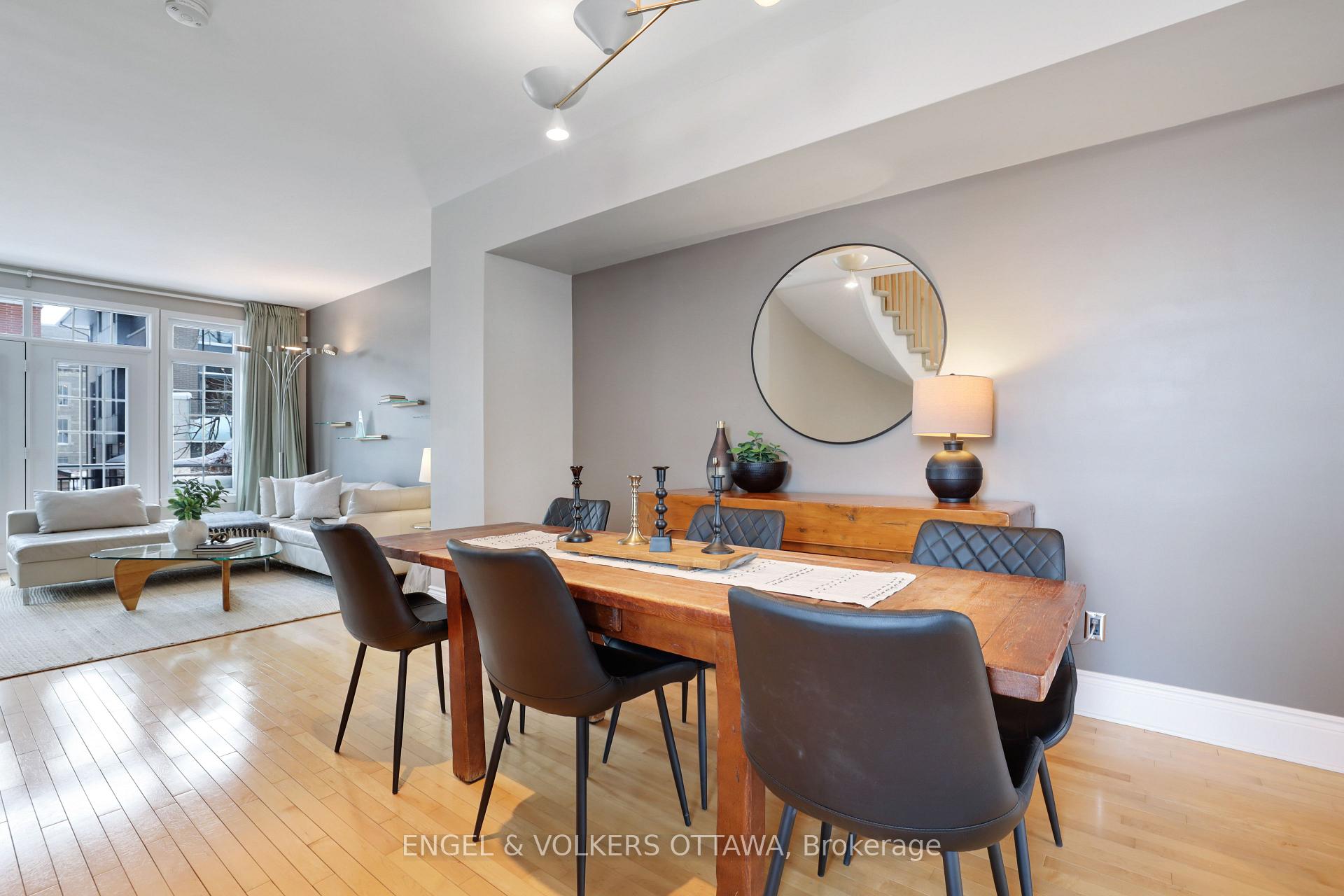 Photo 17 of 116 Springhurst Avenue, Ottawa, Ottawa East — HOMEH