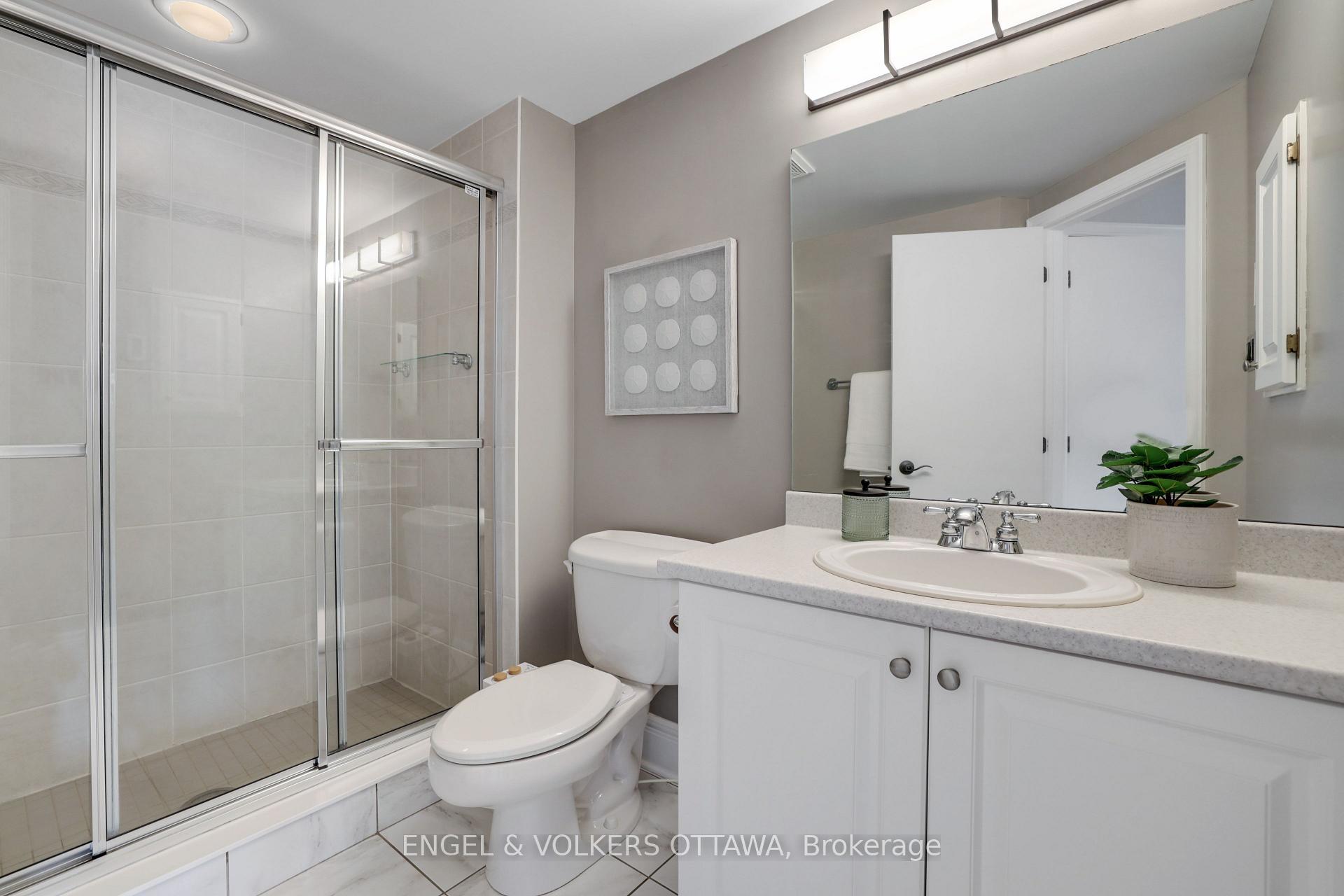 Photo 29 of 116 Springhurst Avenue, Ottawa, Ottawa East — HOMEH
