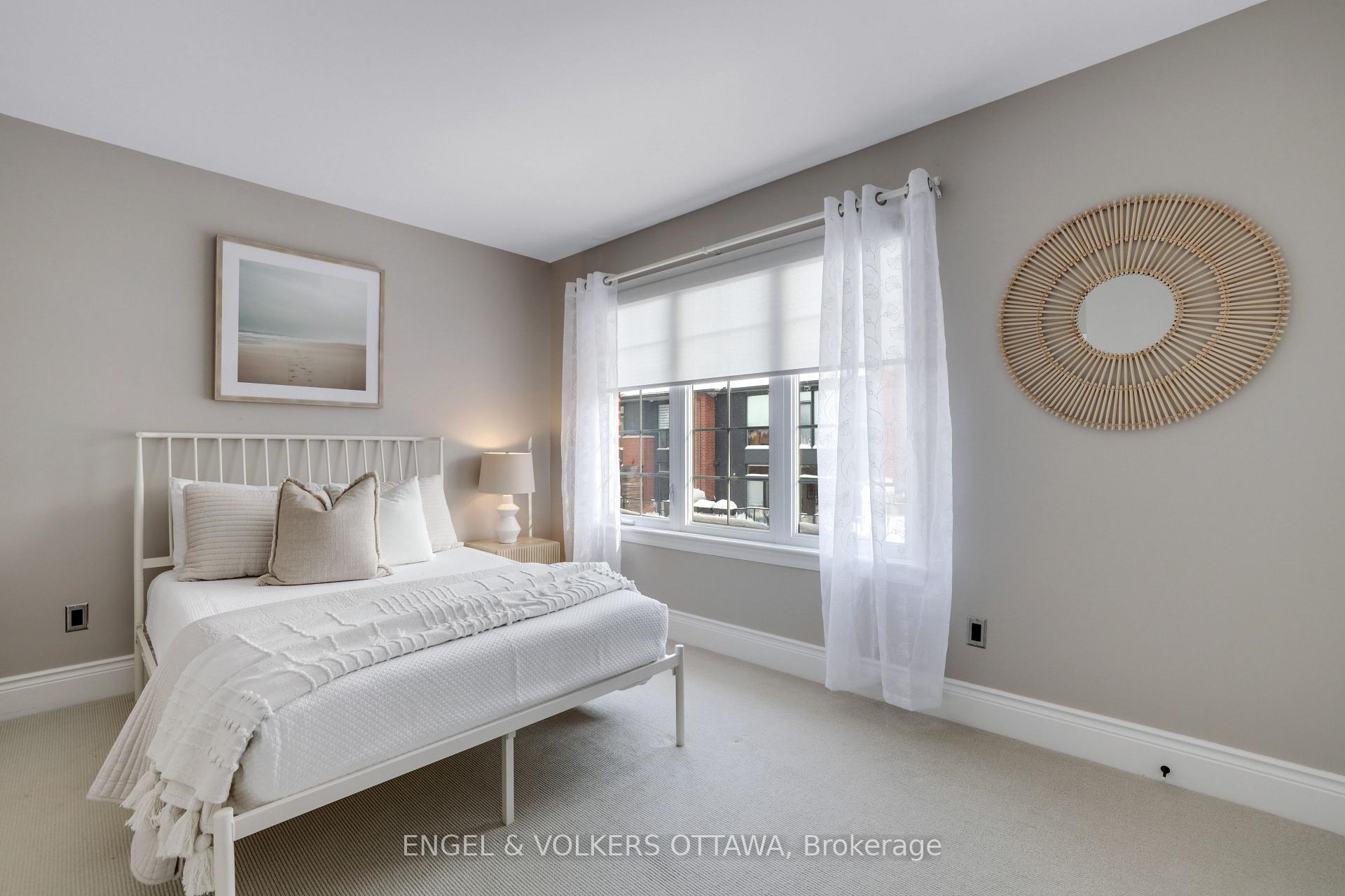 Photo 32 of 116 Springhurst Avenue, Ottawa, Ottawa East — HOMEH