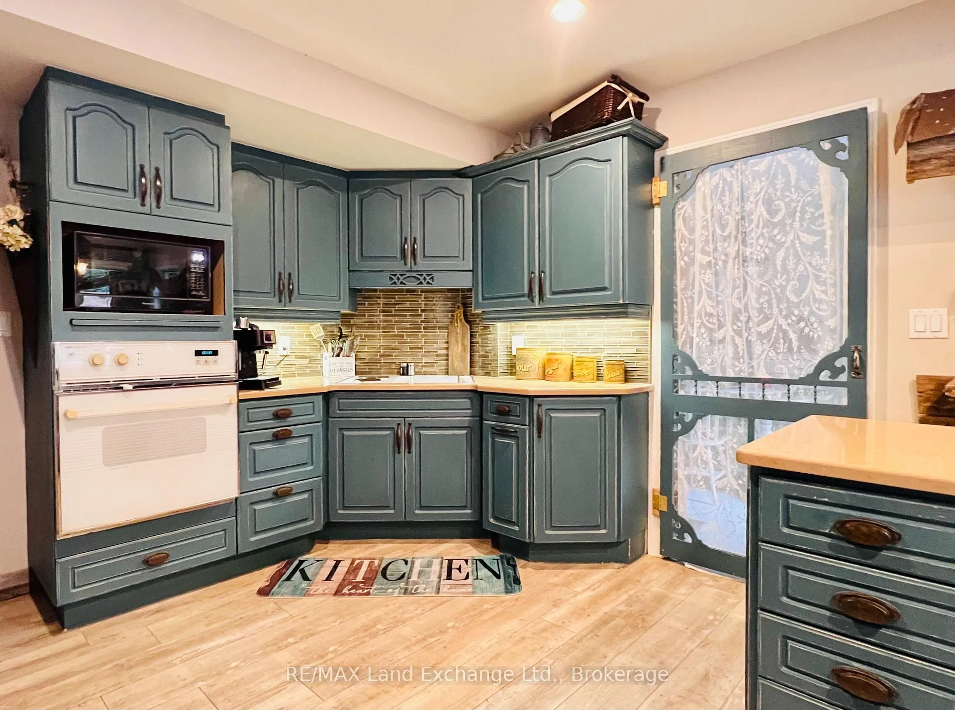 Photo 13 of 14 McDonald Street W, North Perth, Listowel — HOMEH