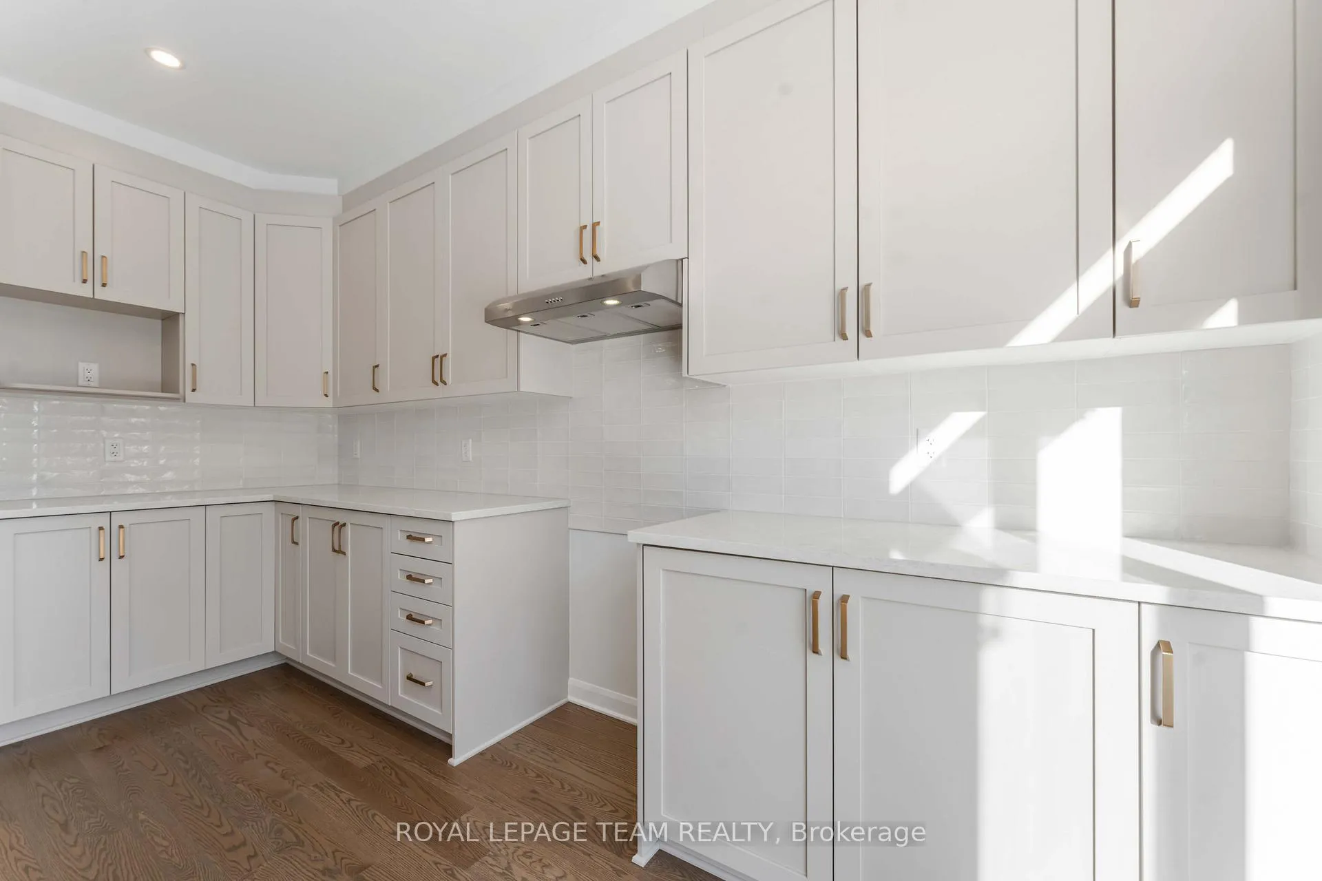 Photo 13 of 602 Glade Grove, Ottawa, Kanata - Emerald Meadows/Trailwest — HOMEH
