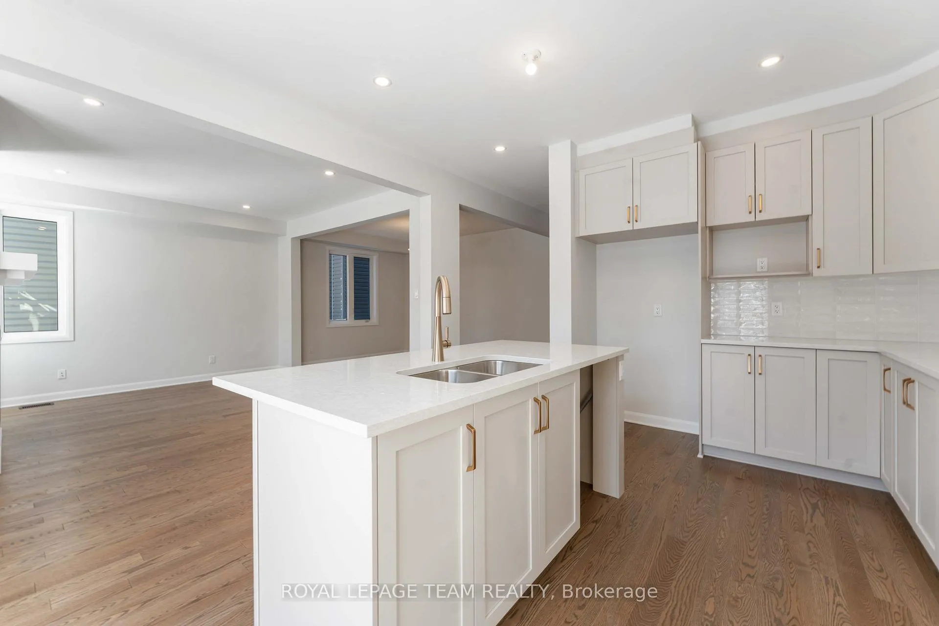 Photo 14 of 602 Glade Grove, Ottawa, Kanata - Emerald Meadows/Trailwest — HOMEH