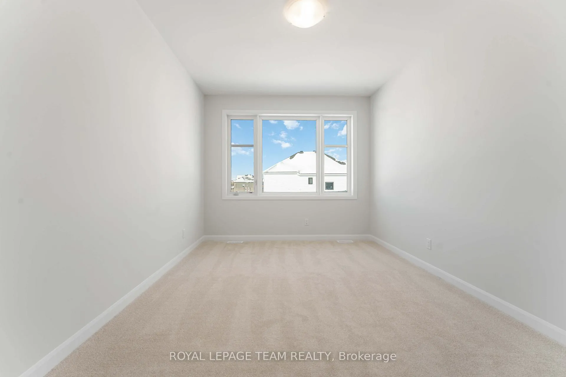 Photo 22 of 602 Glade Grove, Ottawa, Kanata - Emerald Meadows/Trailwest — HOMEH