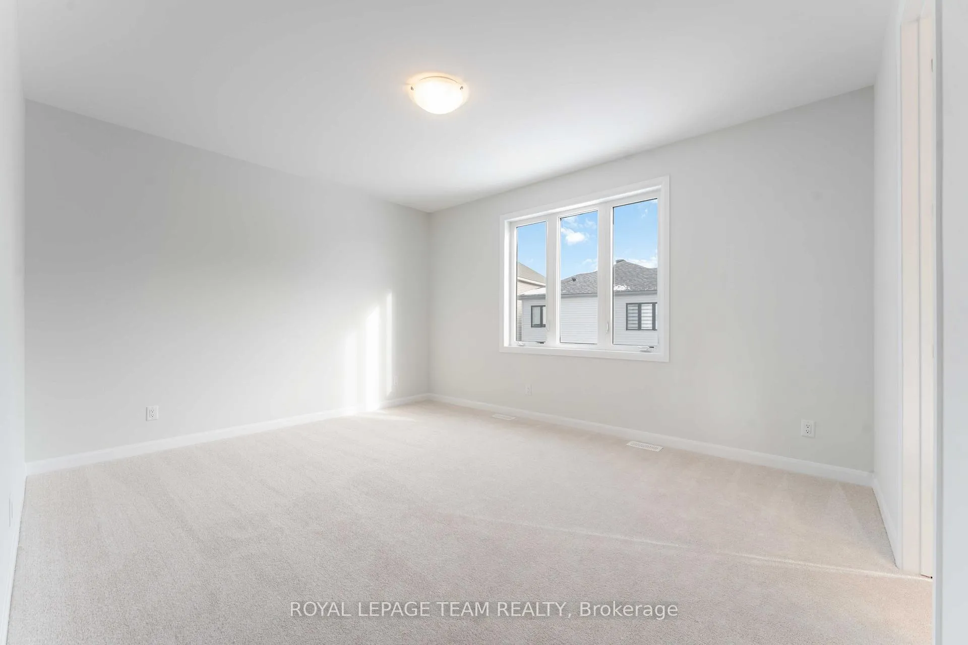 Photo 25 of 602 Glade Grove, Ottawa, Kanata - Emerald Meadows/Trailwest — HOMEH
