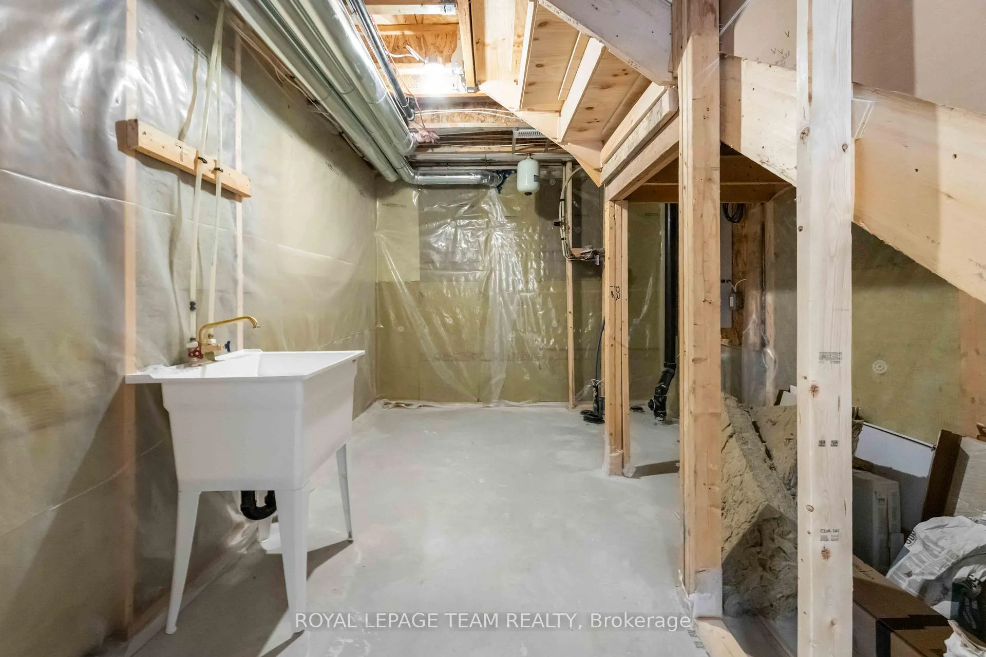 Photo 27 of 602 Glade Grove, Ottawa, Kanata - Emerald Meadows/Trailwest — HOMEH