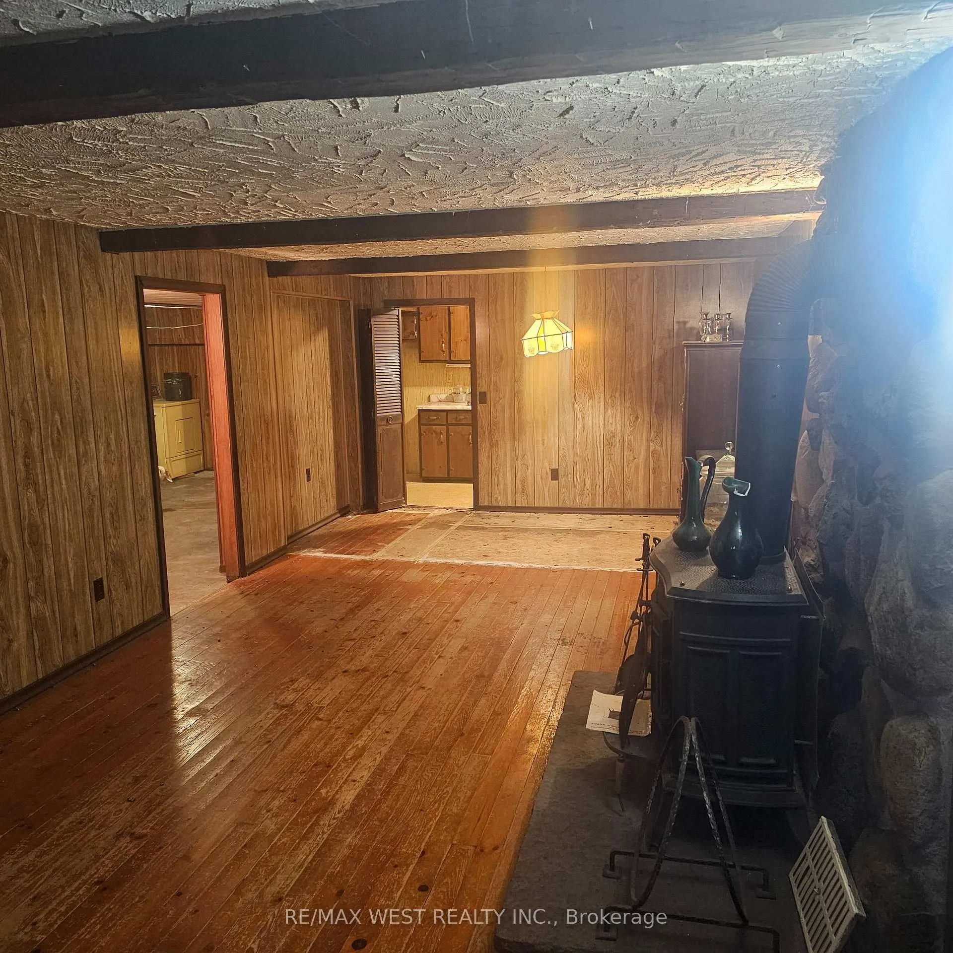 Photo 14 of 204 David Avenue, Hamilton, Hill Park — HOMEH