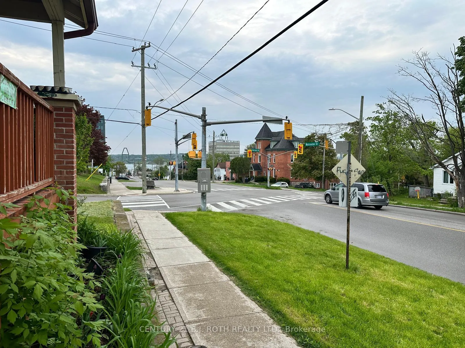 Photo 3 of 99 Mulcaster Street, Barrie, City Centre — HOMEH