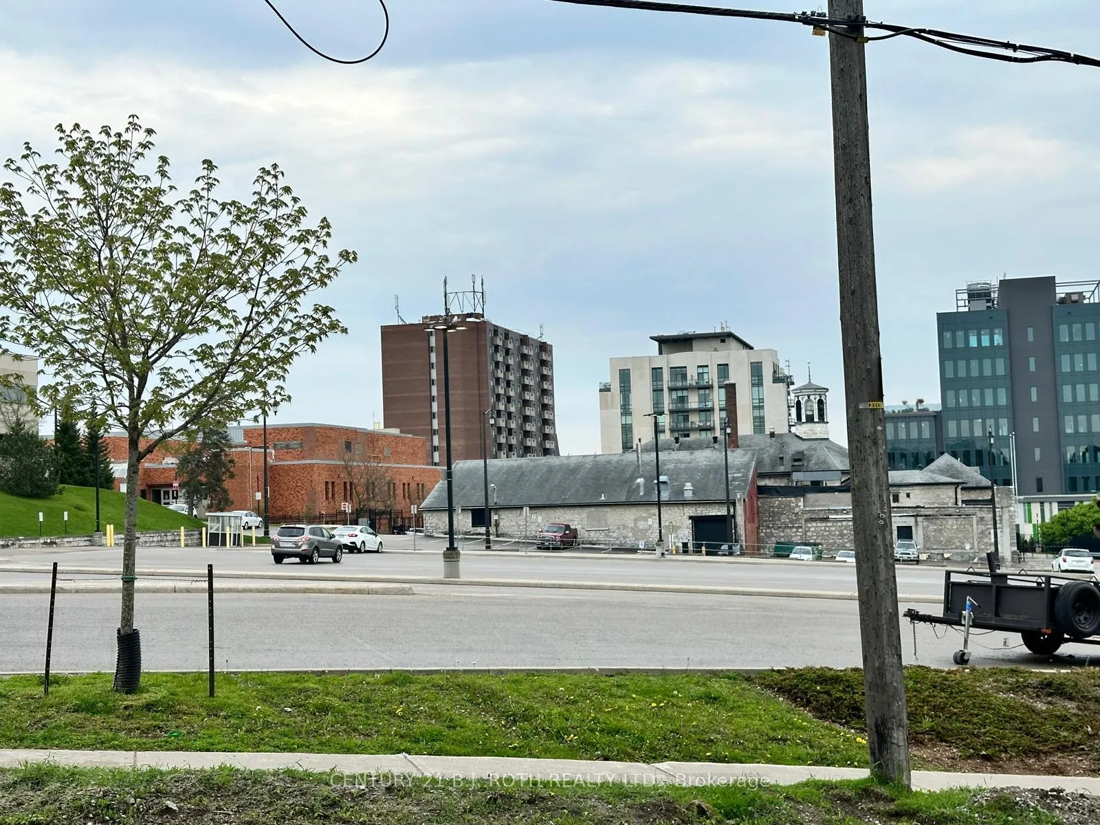 Photo 4 of 99 Mulcaster Street, Barrie, City Centre — HOMEH