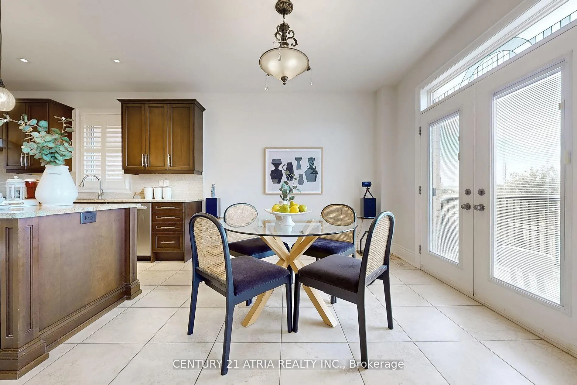 Photo 19 of 32 Vines Place, Aurora, Bayview Southeast — HOMEH