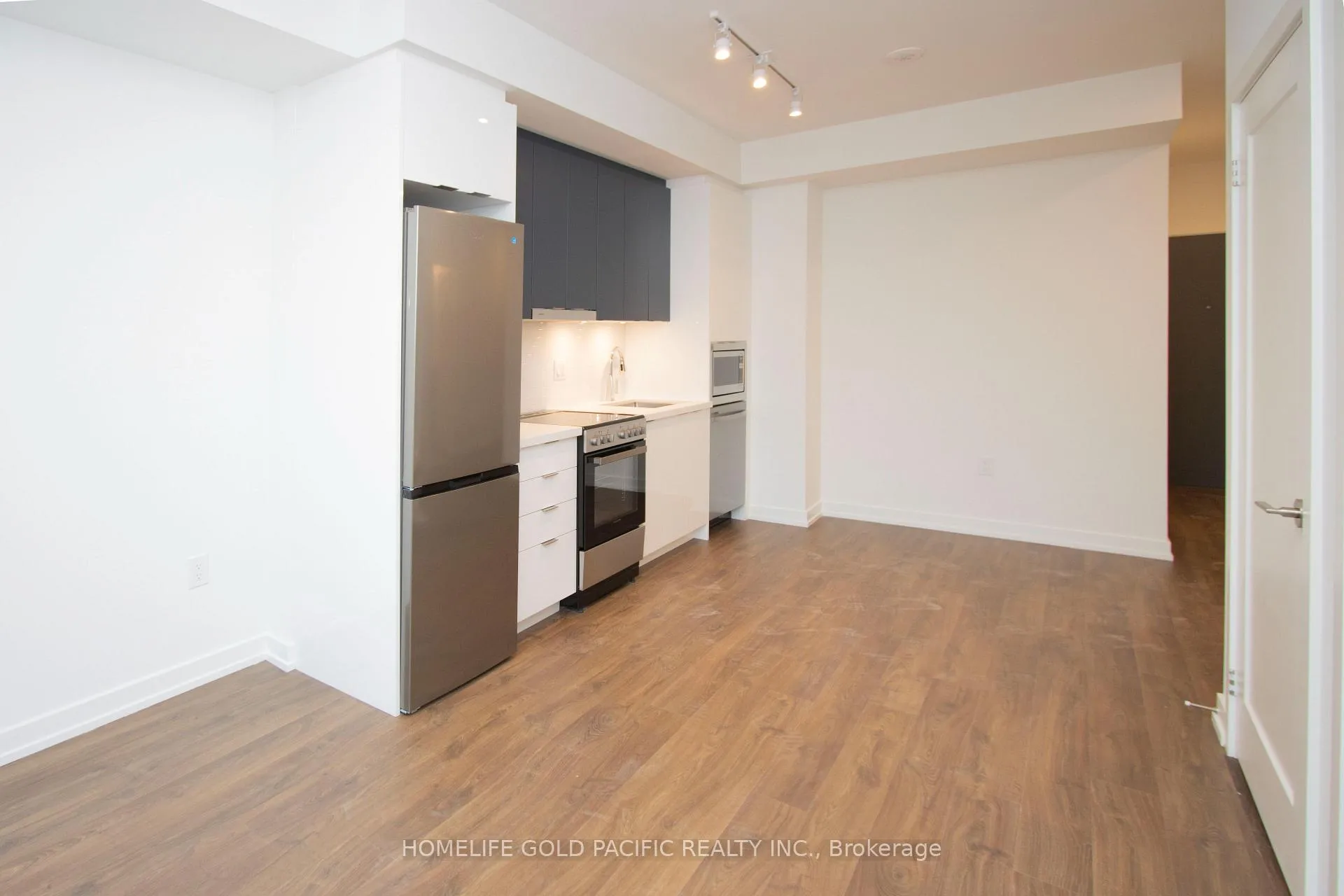 Photo 6 of 9763 Markham Road, Markham, Greensborough — HOMEH
